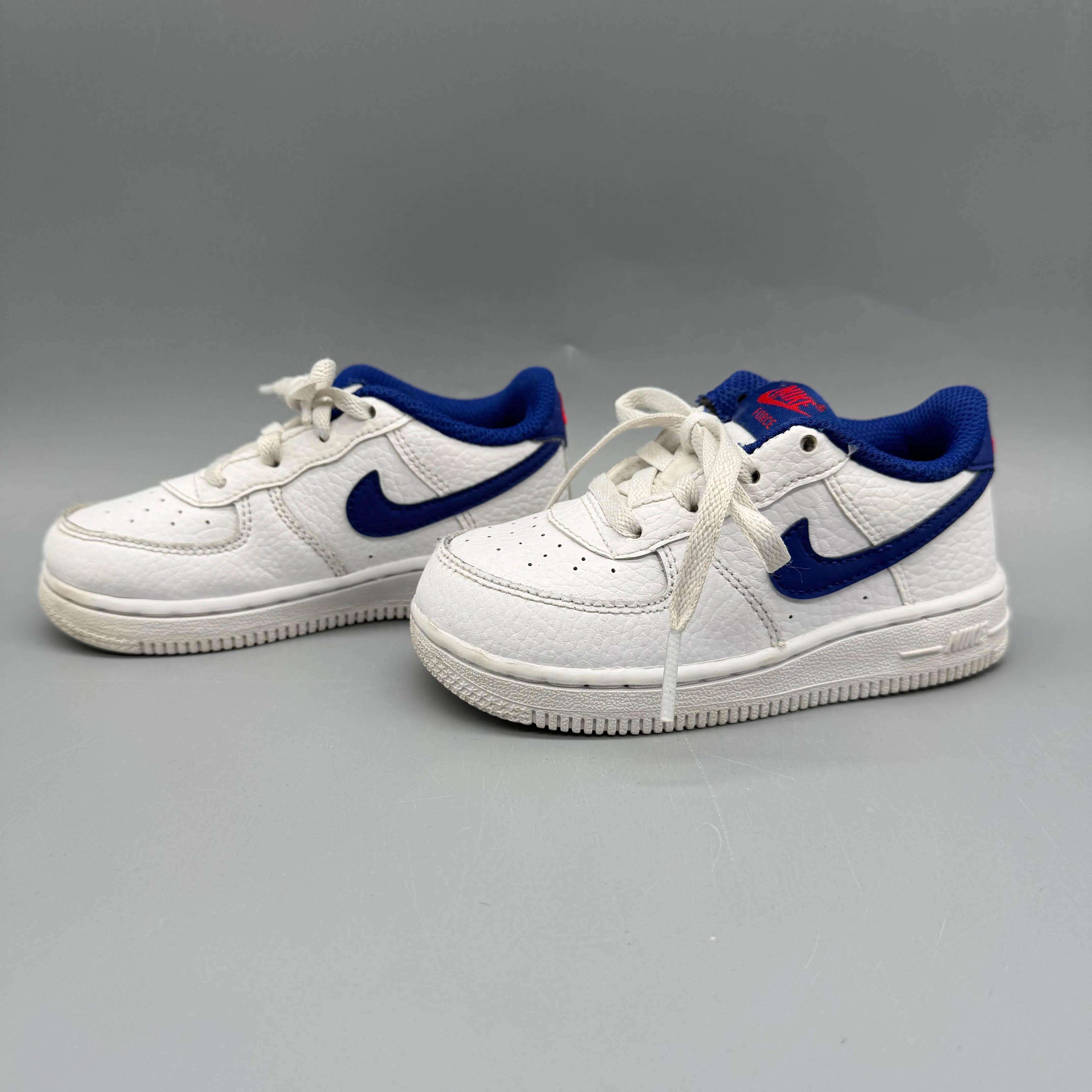 Nike / Air Force 1 / Running Shoes / US8 Bold flair