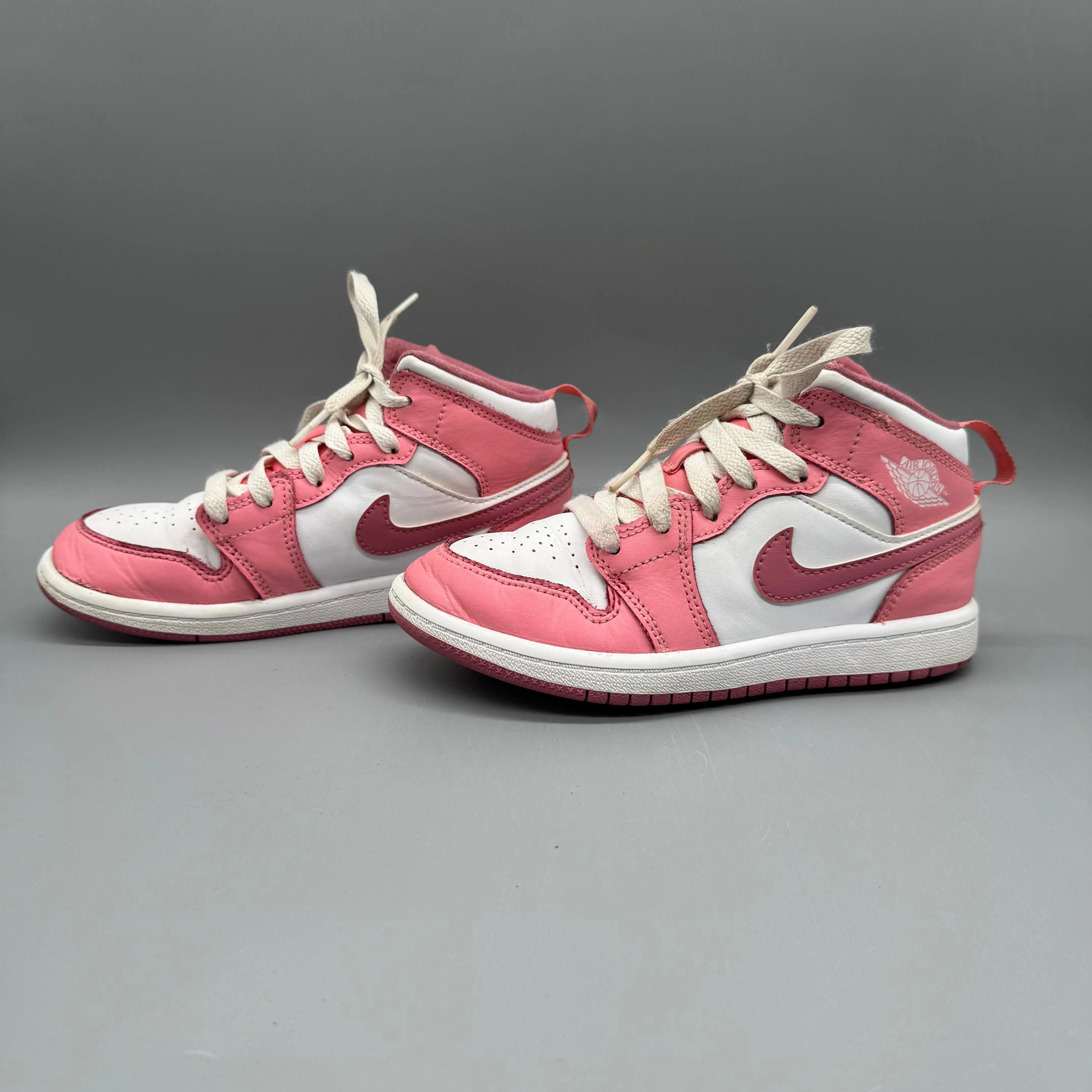 Nike / Air Jordan 1 Coral Chalk/Desert Berry-White / Running Shoes / US13 medium - quality Sculpted materials