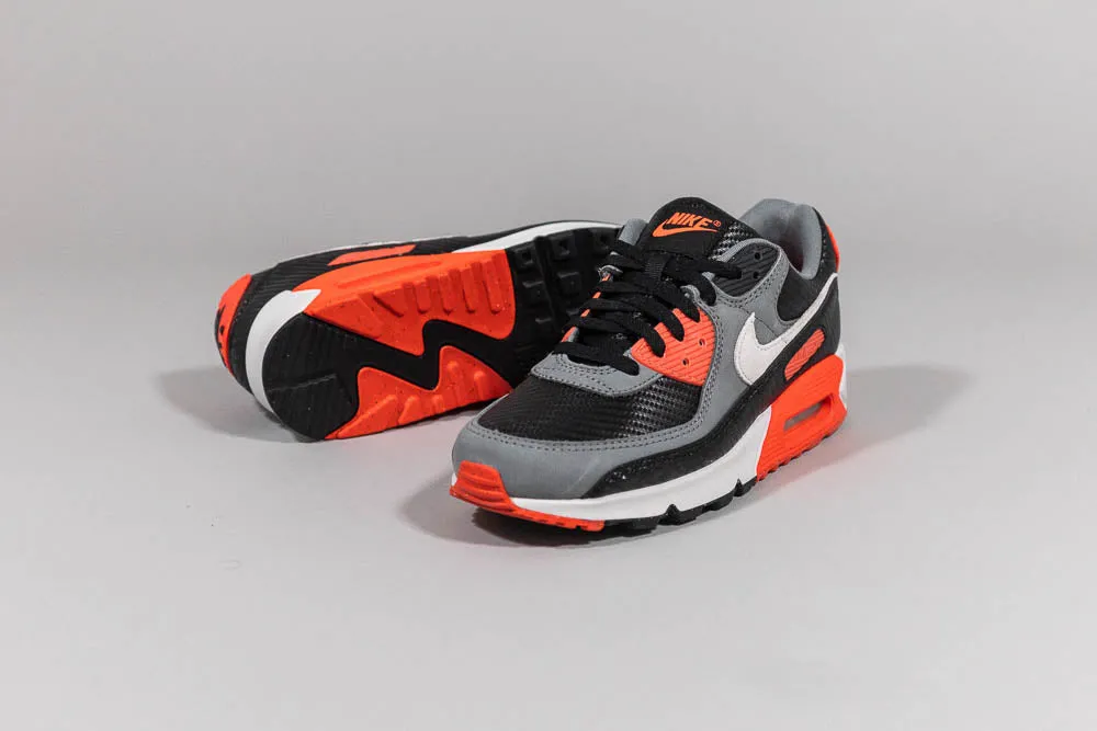 running in a dock area shoes Nike Air Max 90 Premium 'Cool Grey and Black'