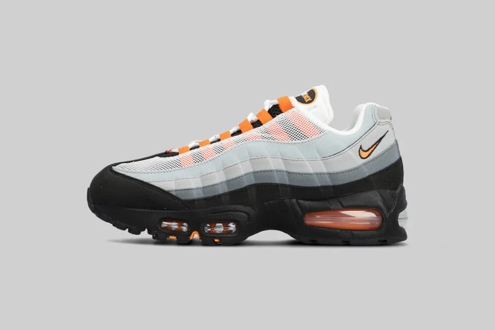 Nike Air Max 95 OG 'Bright Mandarin' Step Support running with a safety light