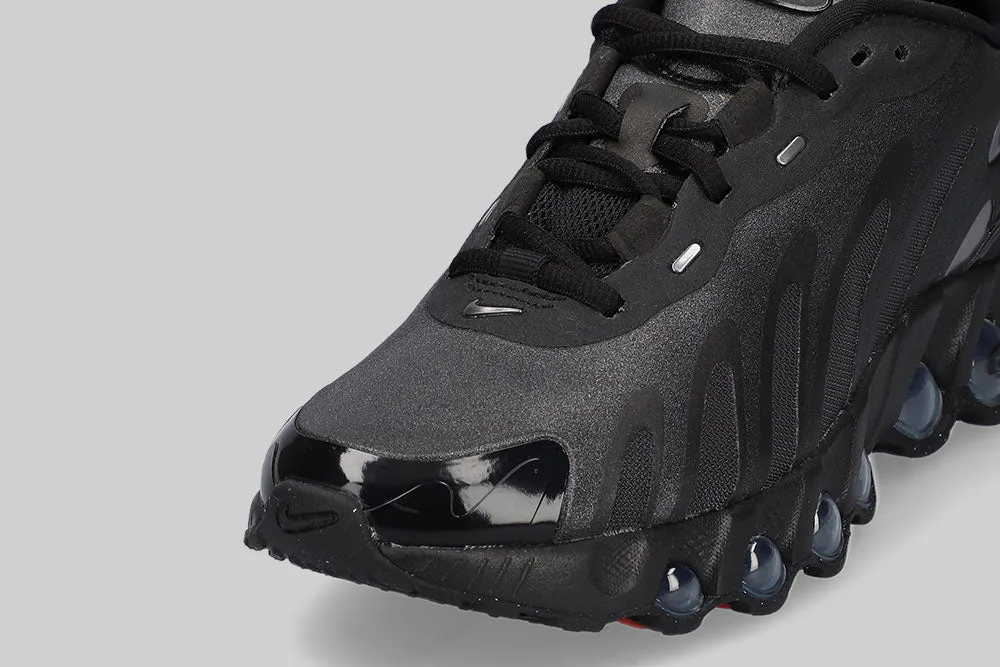 Nike Air Max Dn8 'Black and Metallic Dark Grey' balance - training
