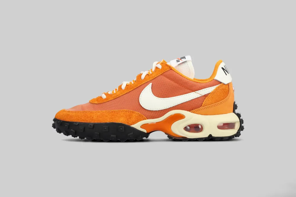 Training days Sunny Day Nike Air Max Waffle 'Bright Ceramic and Sail'