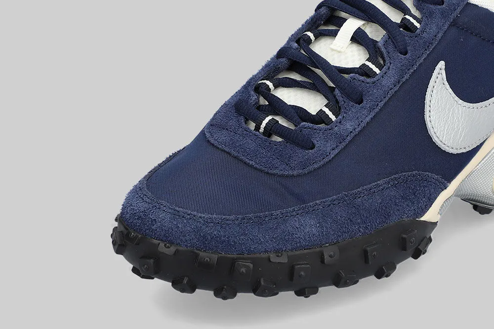 dot - design shoes foot - friendly - feature shoes Nike Air Max Waffle 'Obsidian and Midnight Navy'