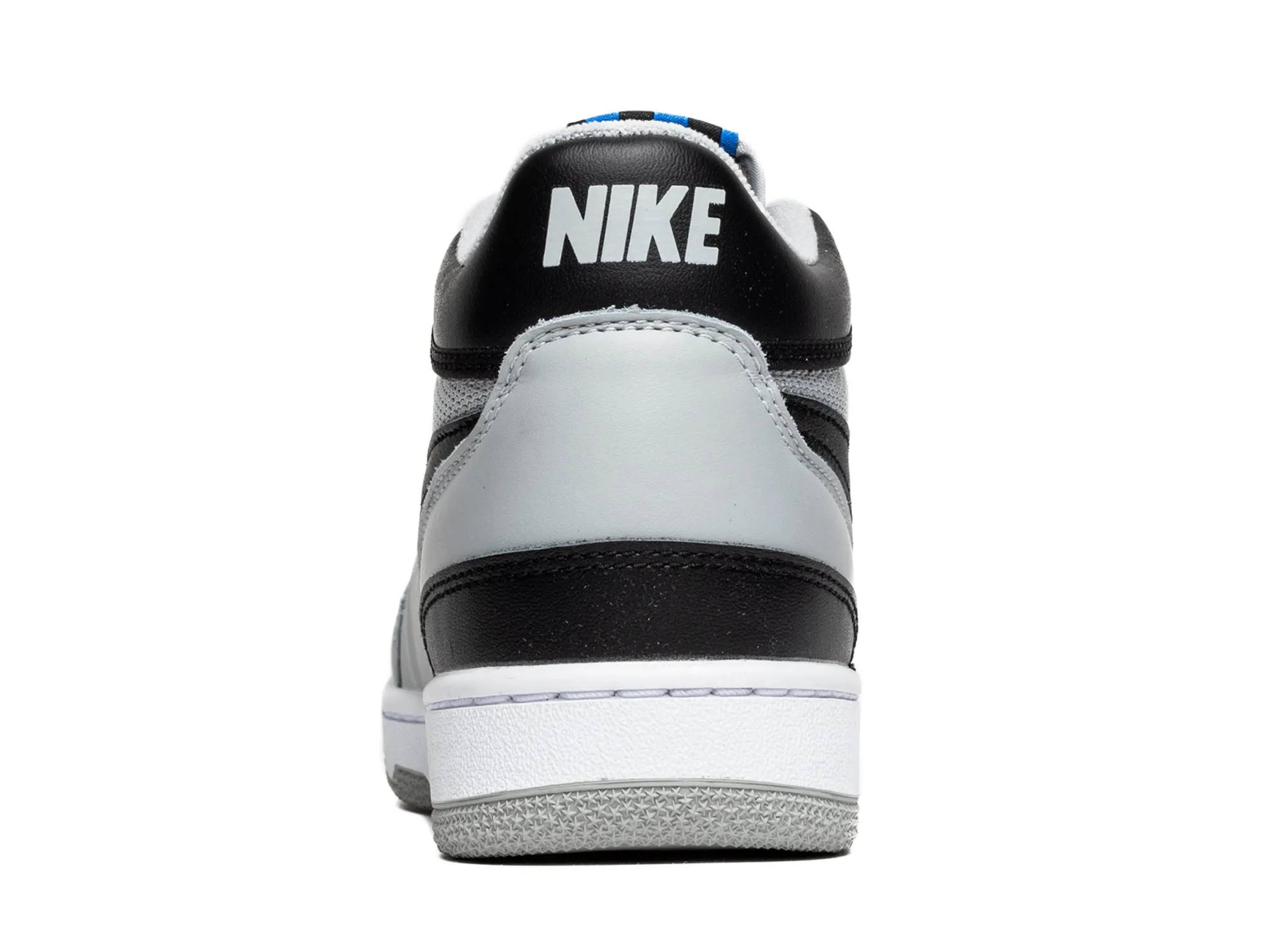 Dance Floor Nike Attack QS SP