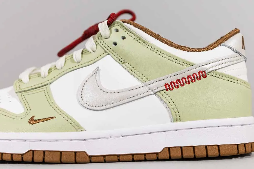 Break Step Nike Dunk Low 'Year of the Snake' (GS)