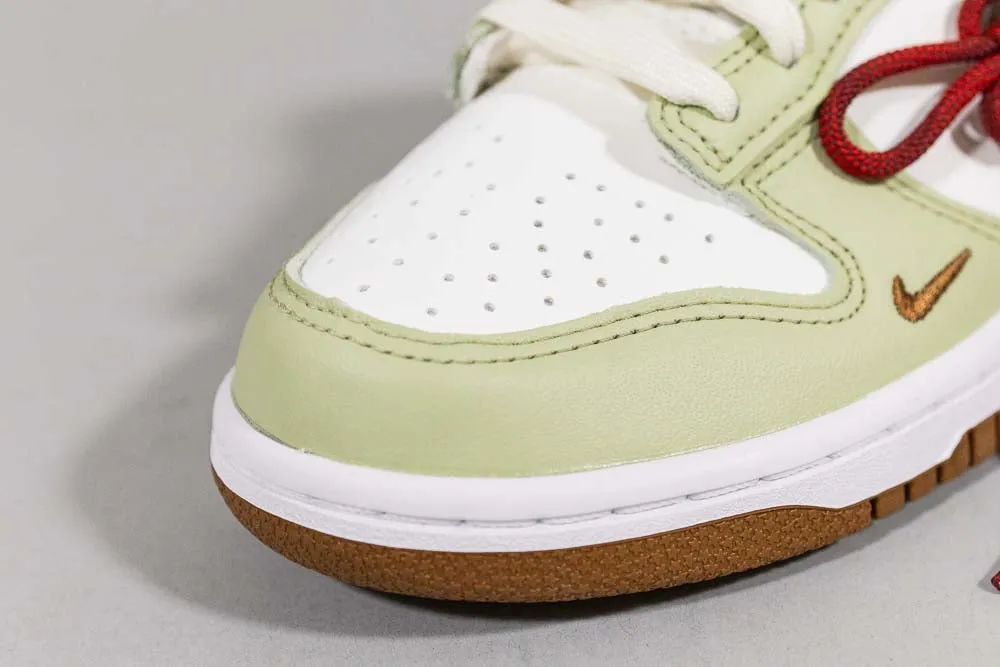 Nike Dunk Low 'Year of the Snake' (GS) City Rush