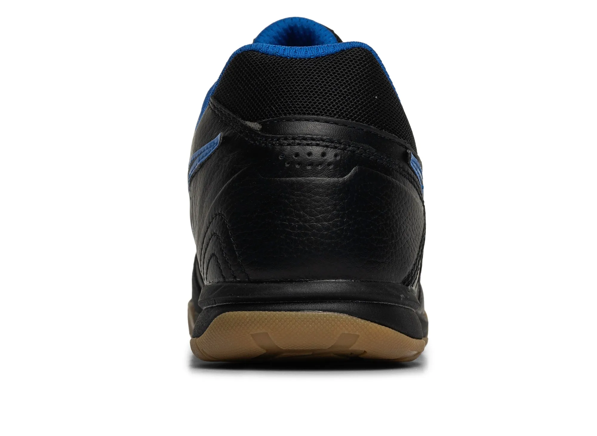 Nike Gato group walk Dynamic Edge