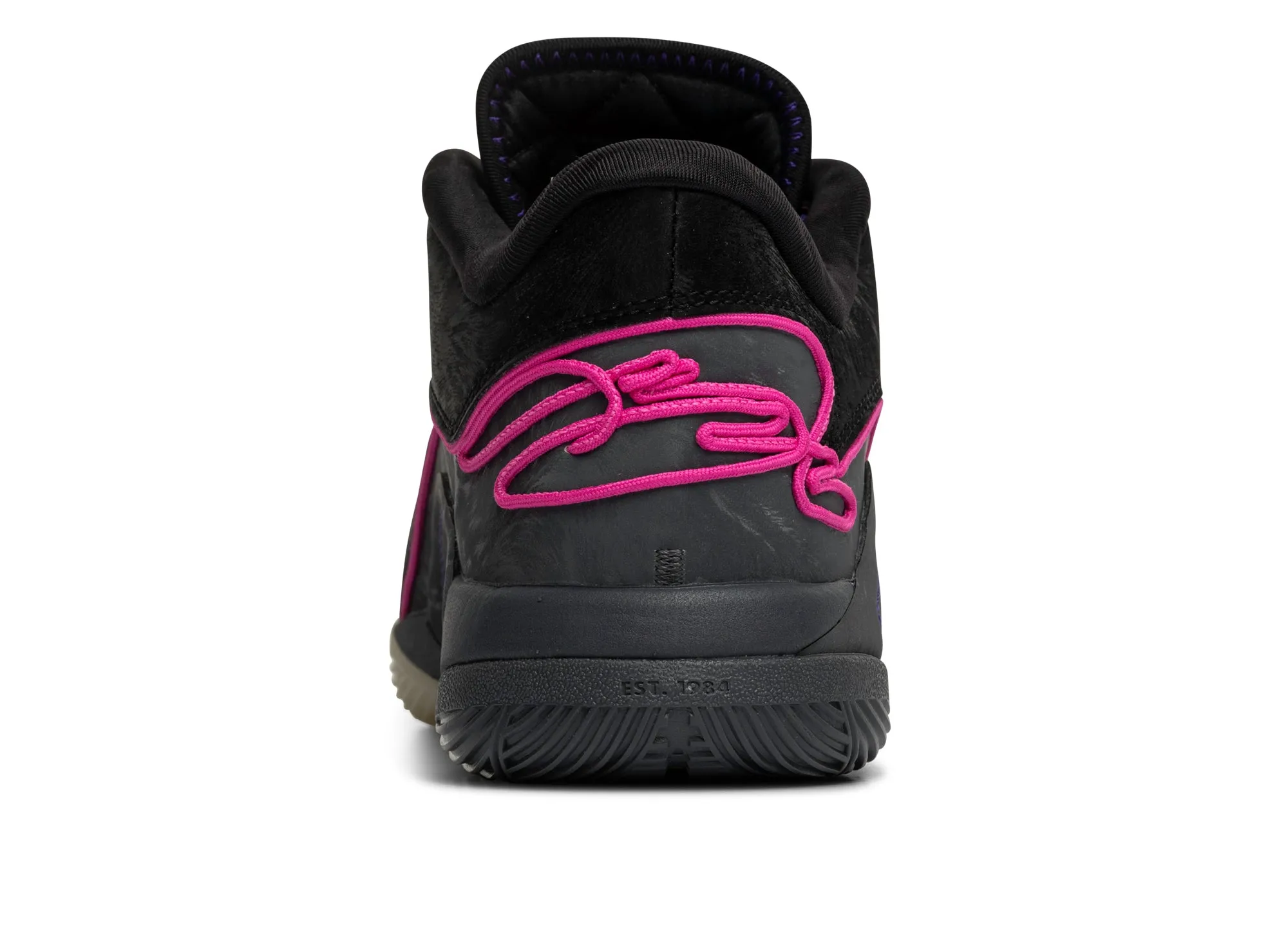 Flexibility Icon Edge Nike LeBron XXII Tunnel Vision