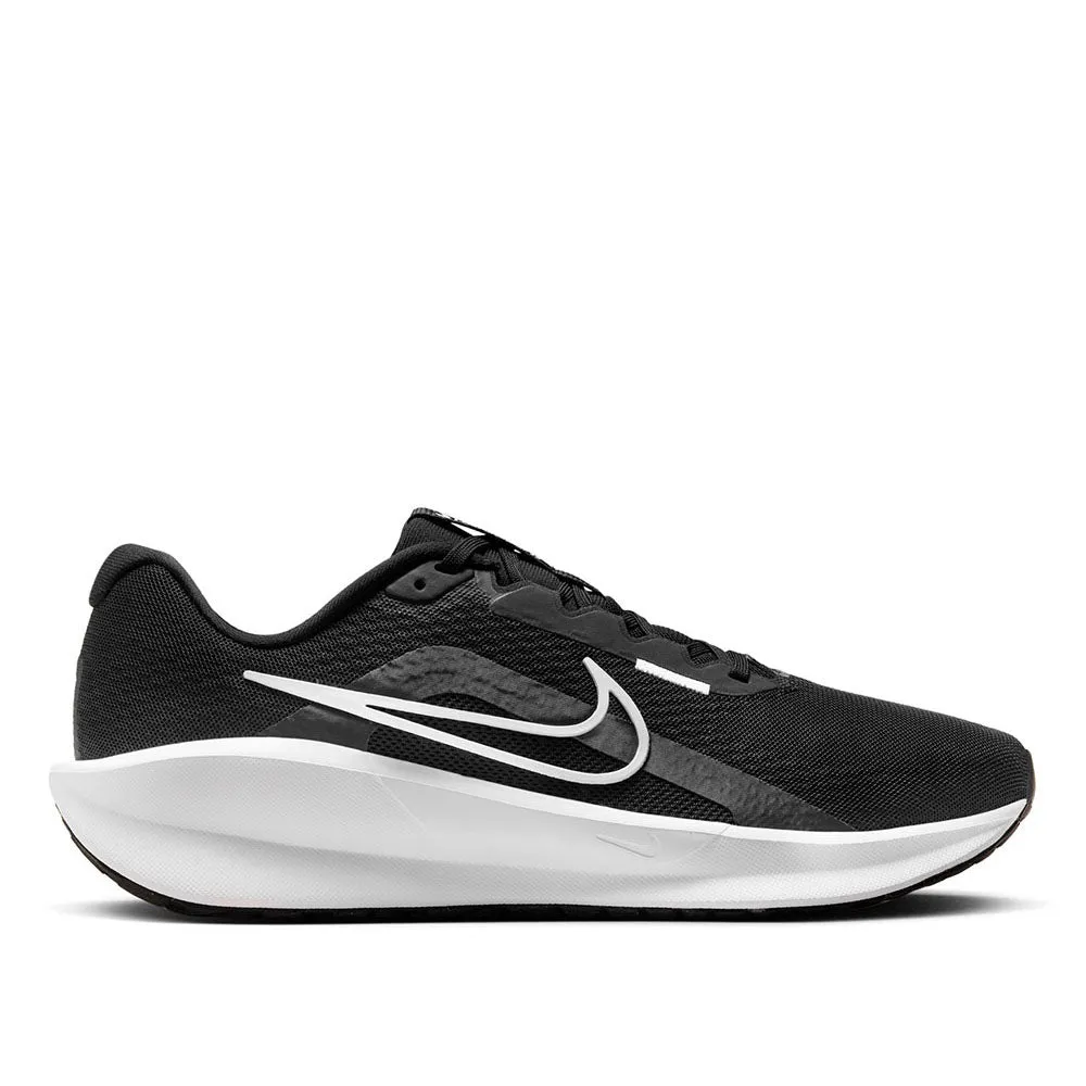 hilly track running wear Nike Men's Downshifter 13 Road Running Shoes