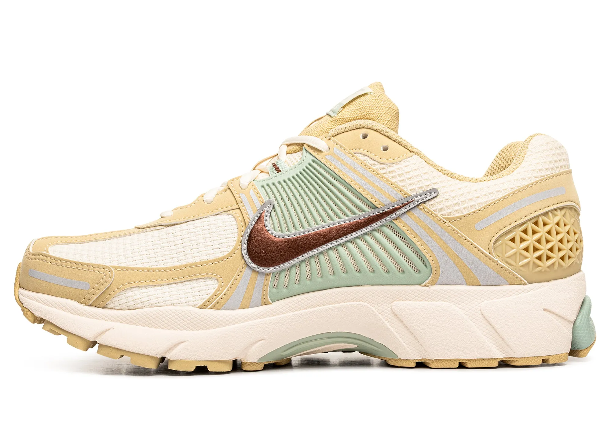 Nike Zoom Vomero 5 SE All Weather Everyday Users Active Day