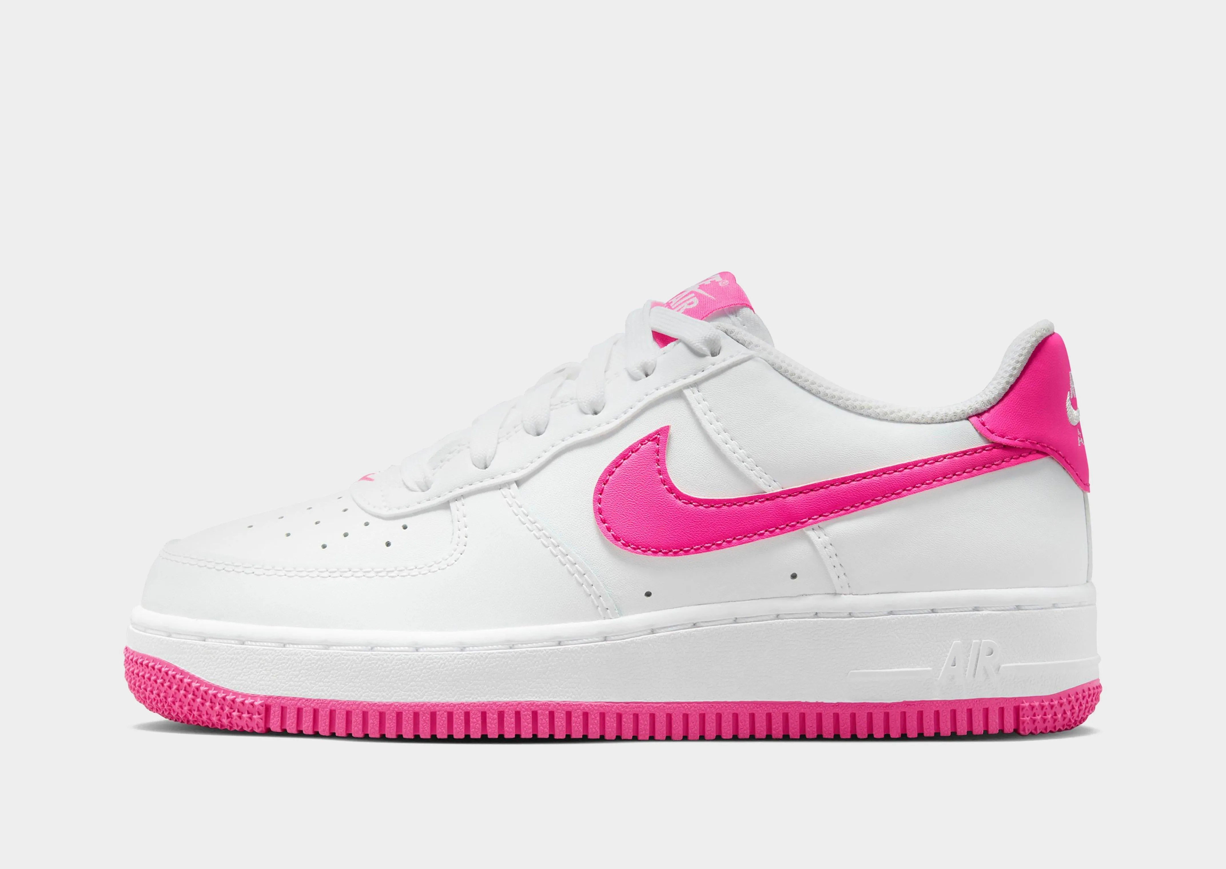 Air Force 1 Low Junior's Durable outsole tread