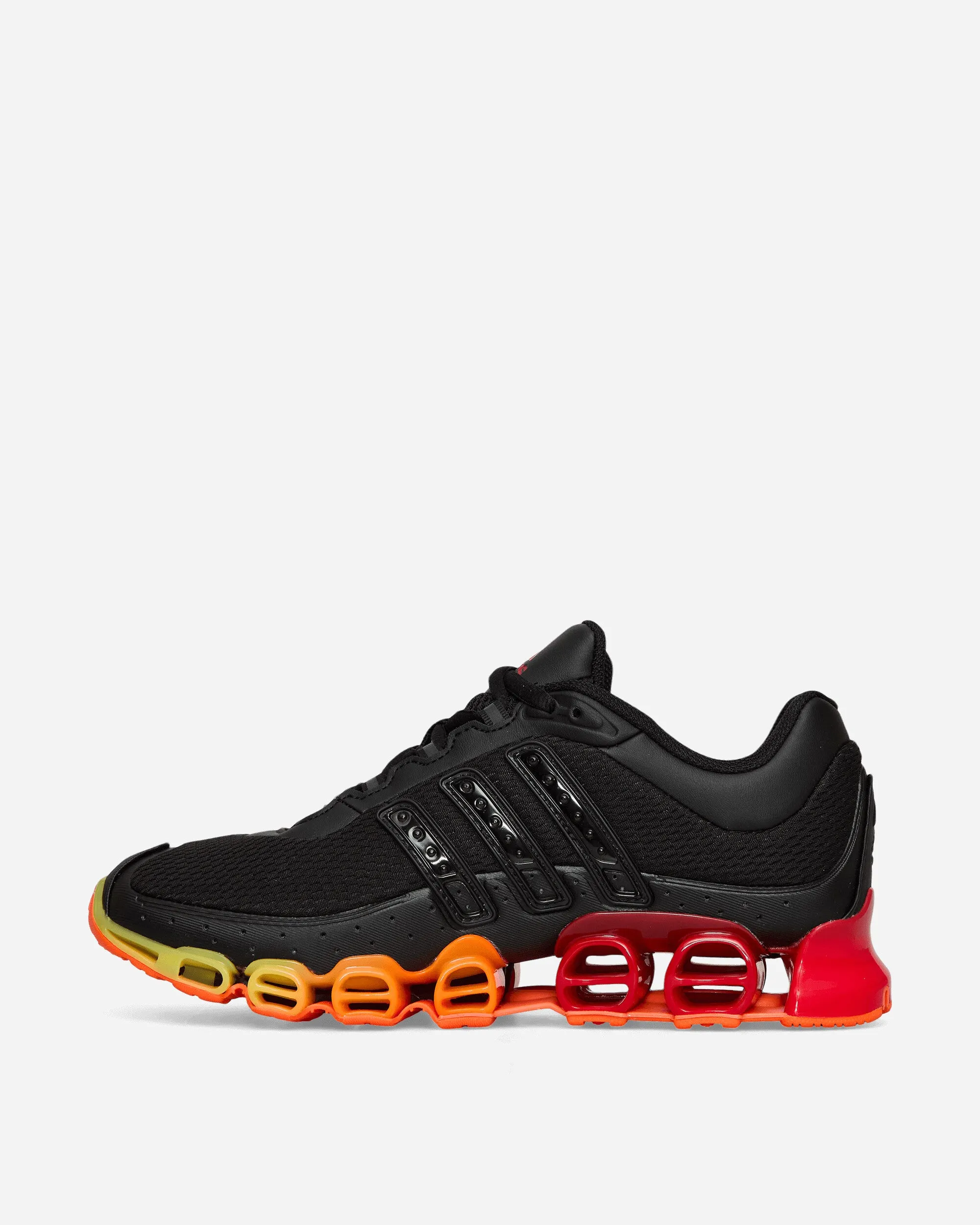 EasyToMaintain Adaptable Fit Megaride Sneakers Core Black / Better Scarlet