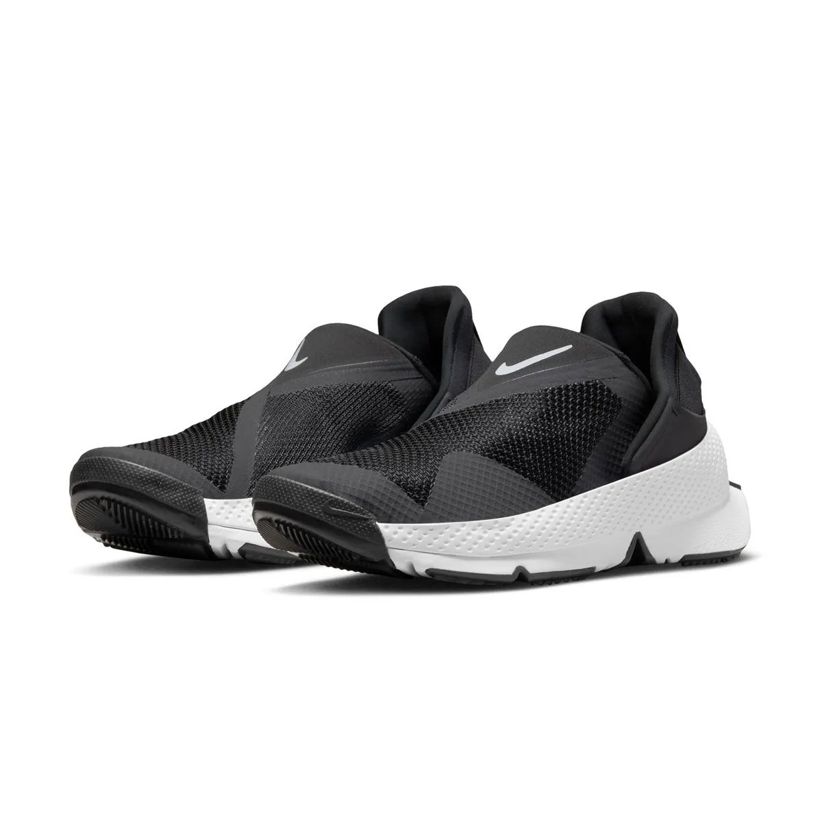 Go Fly Ease 'Black White' Maximum touch packability - level