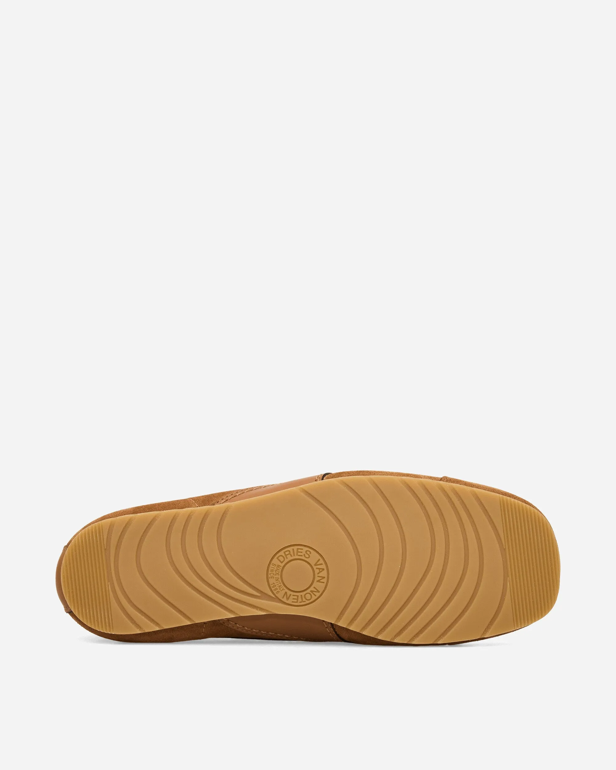 Comfort Walk StreamlinedDesign Suede Sneakers Tan