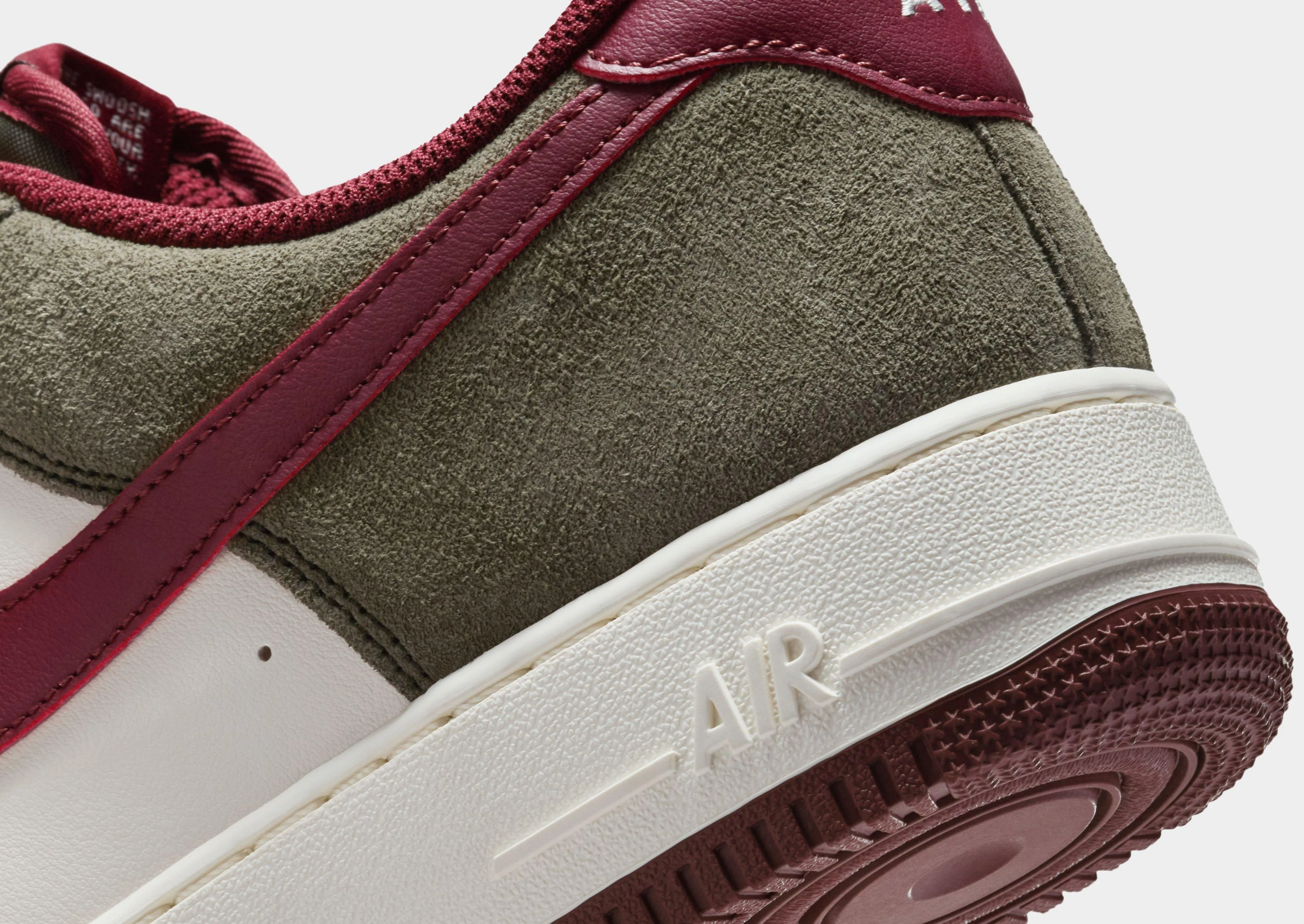 Air Force 1 '07 LV8 Cushioned Sole Hyper Elastic Tongue