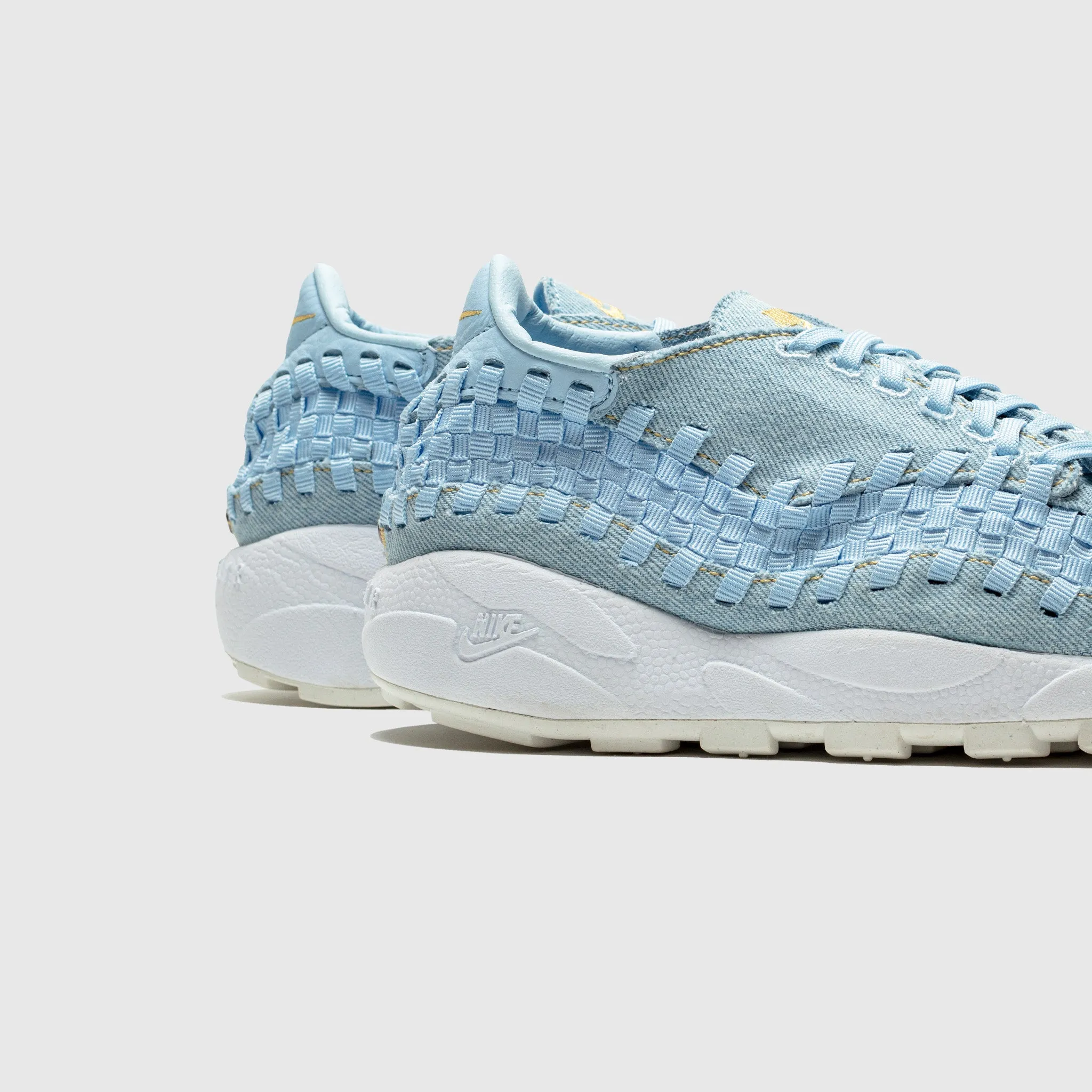 Unisex Appeal Urban Cool WMNS AIR FOOTSCAPE WOVEN "LIGHT DENIM"