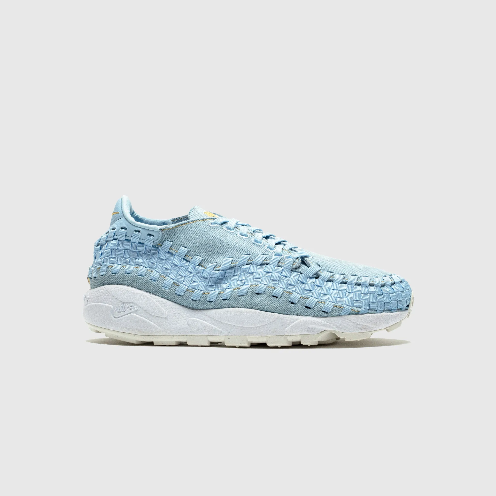 Soft Grip Casual Favorite WMNS AIR FOOTSCAPE WOVEN "LIGHT DENIM"