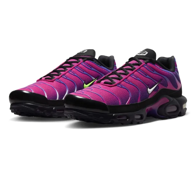 Men's Nike Air Max Plus TN (Fireberry) Flexible Motion