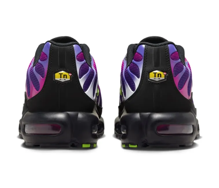 Pure Fit Breathable Footbed Men's Nike Air Max Plus TN (Fireberry)