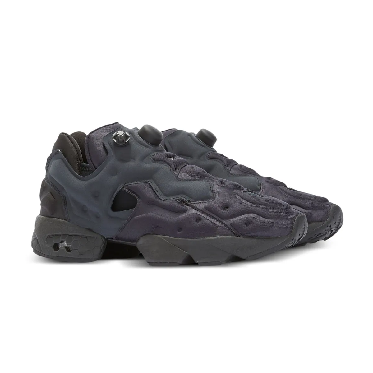 Instapump 'Silver Caviar Black' students - specific features Mid - range