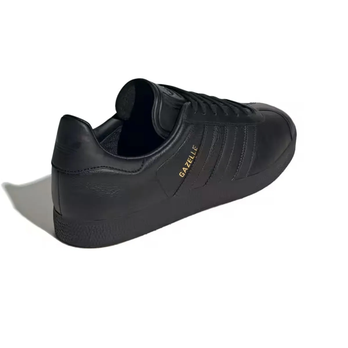 Gazelle 'Core Black Gold Metallic' inviting