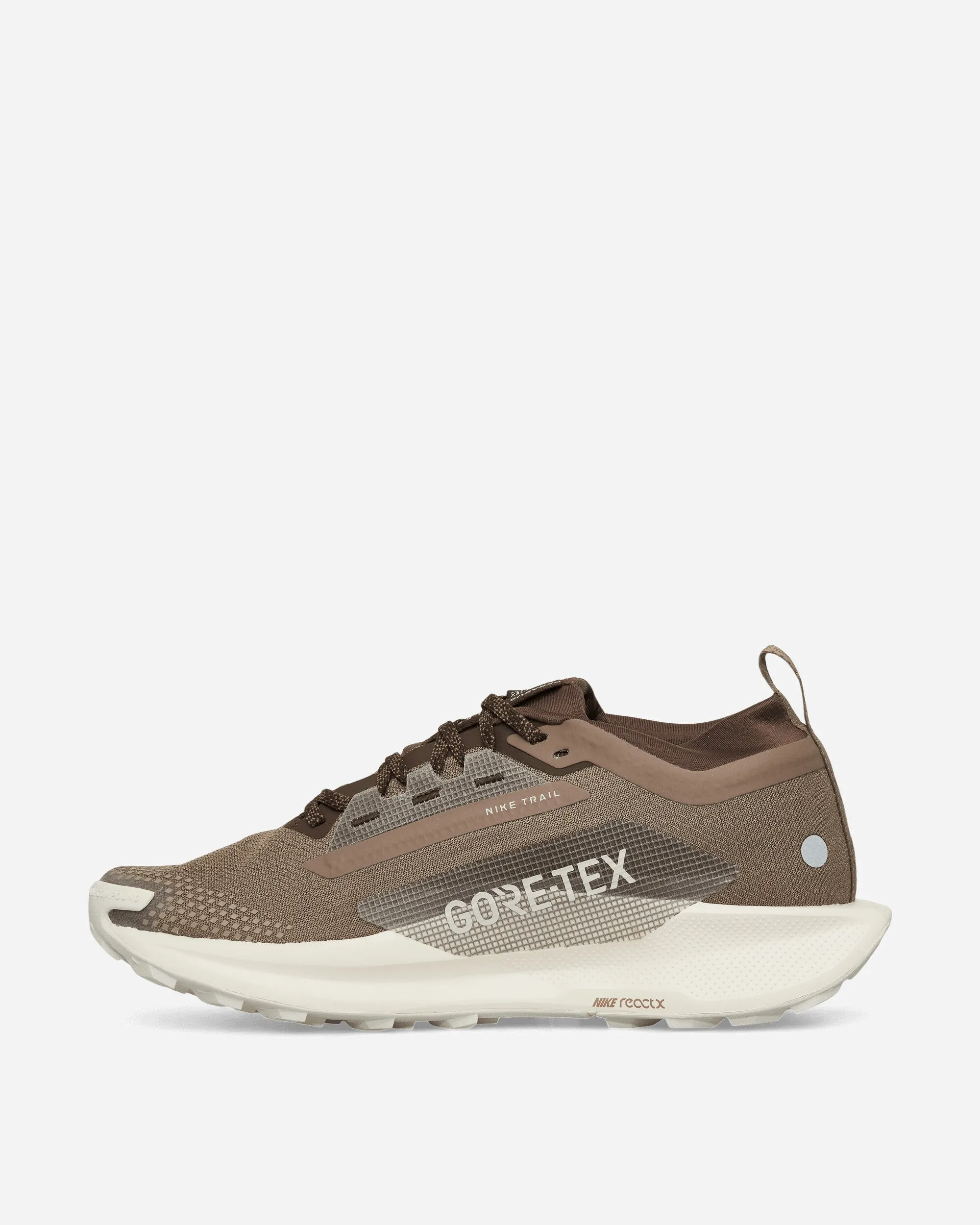 Outfit Neutral Pegasus Trail 5 GORE-TEX Sneakers Mink Brown / Baroque Brown
