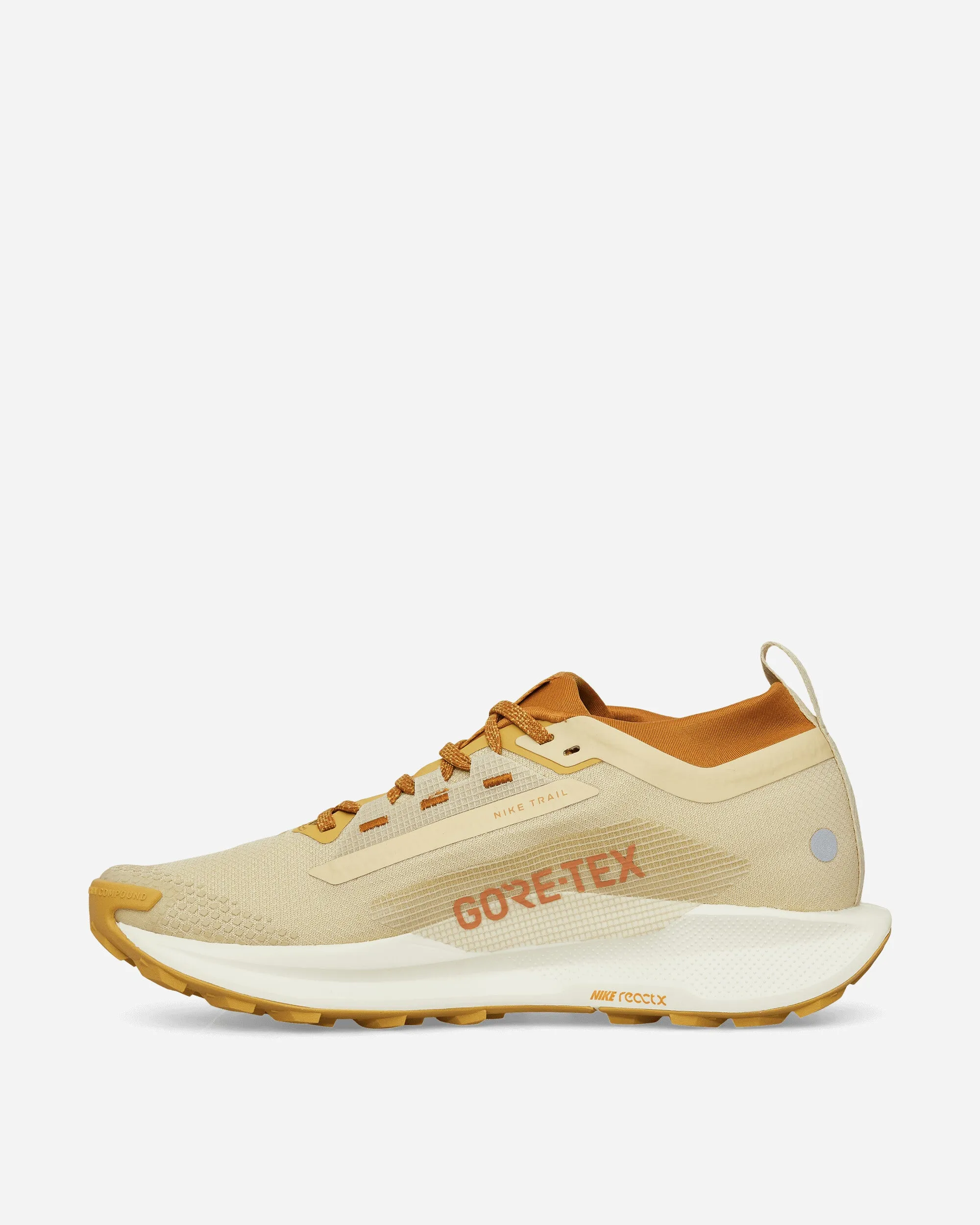 Rubber Sole Comfort Benefit Pegasus Trail 5 GORE-TEX Sneakers Team Gold / Desert Ochre