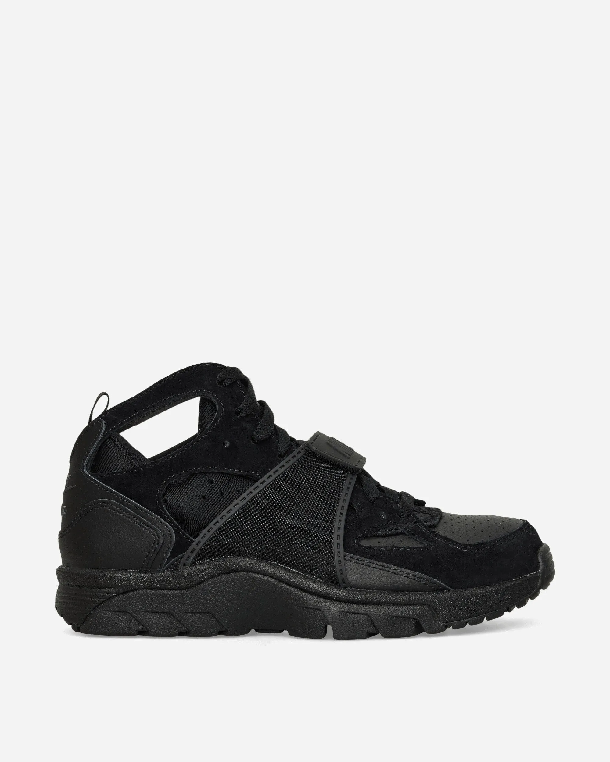 Air Trainer Huarache Sneakers Black Eco Friendly Manufacturing Lifestyle Trend