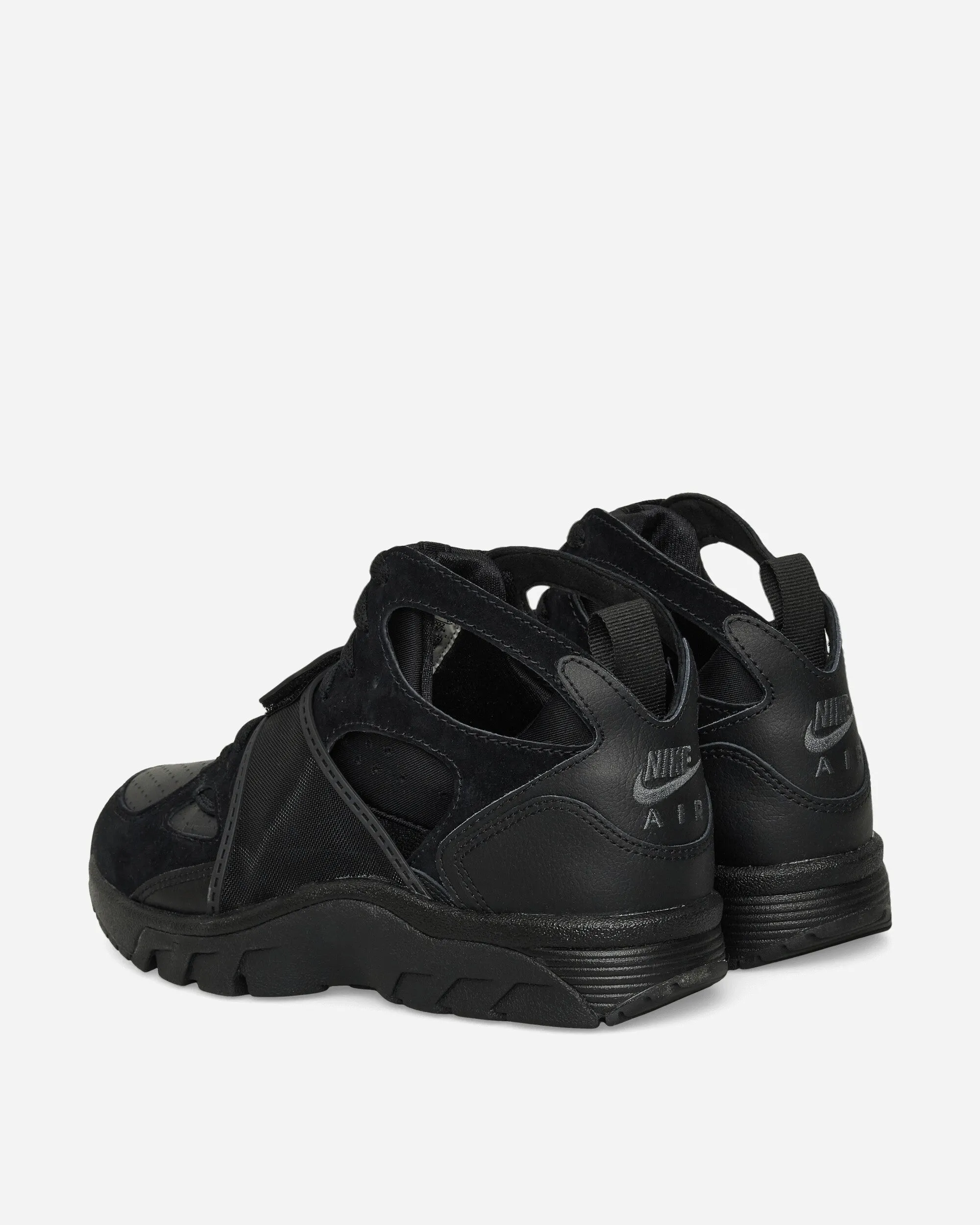 Clean Form Base Support Air Trainer Huarache Sneakers Black