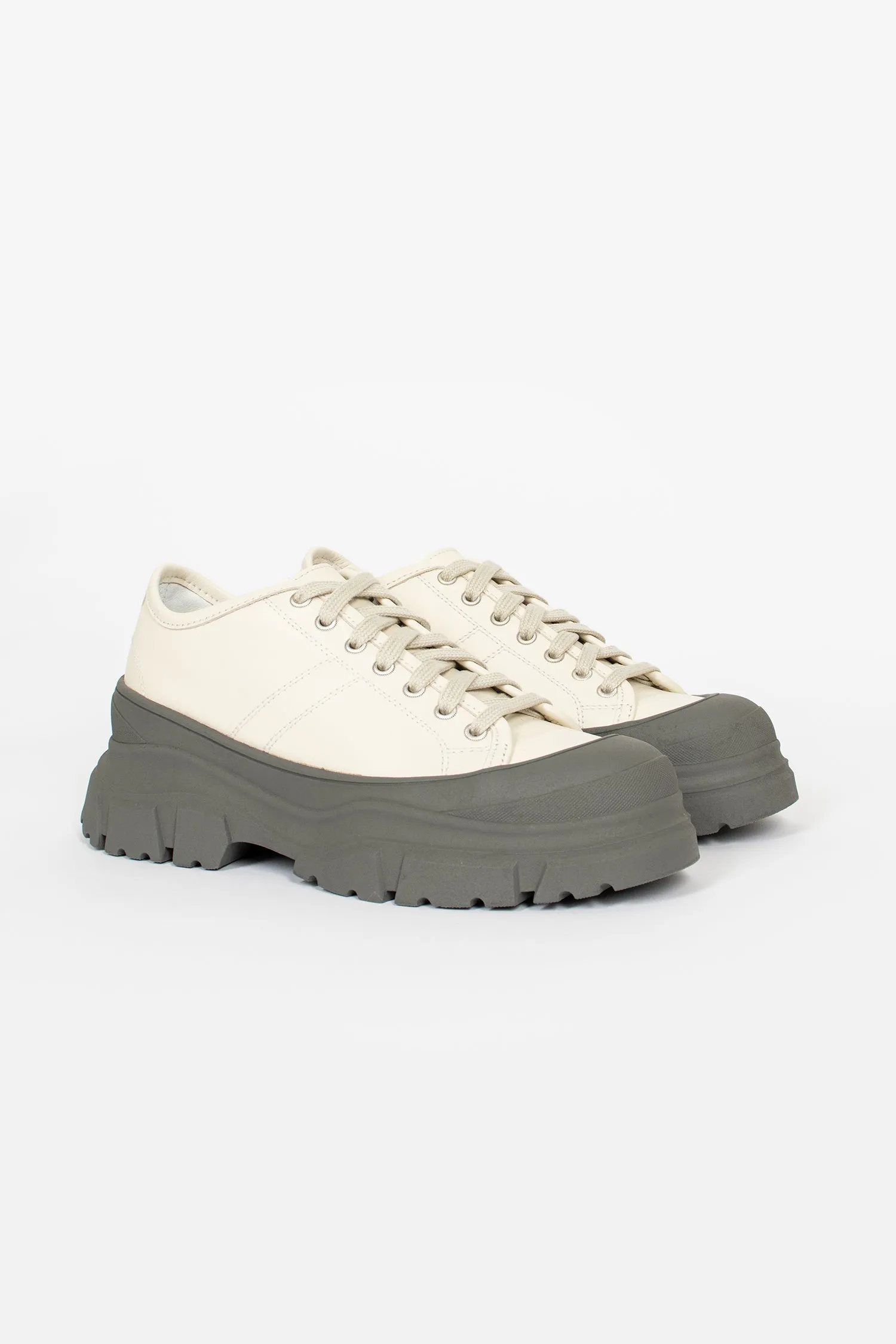 Chunky Outsole Sneaker Porcelain/Slate Odor control Rain Ready