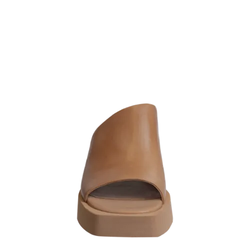 WOMEN'S INFINITY Luxe Leather Heels