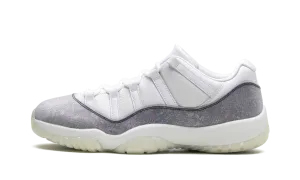 Pro Grip Shoes Air Jordan 11 Low "Year of the Snake"
