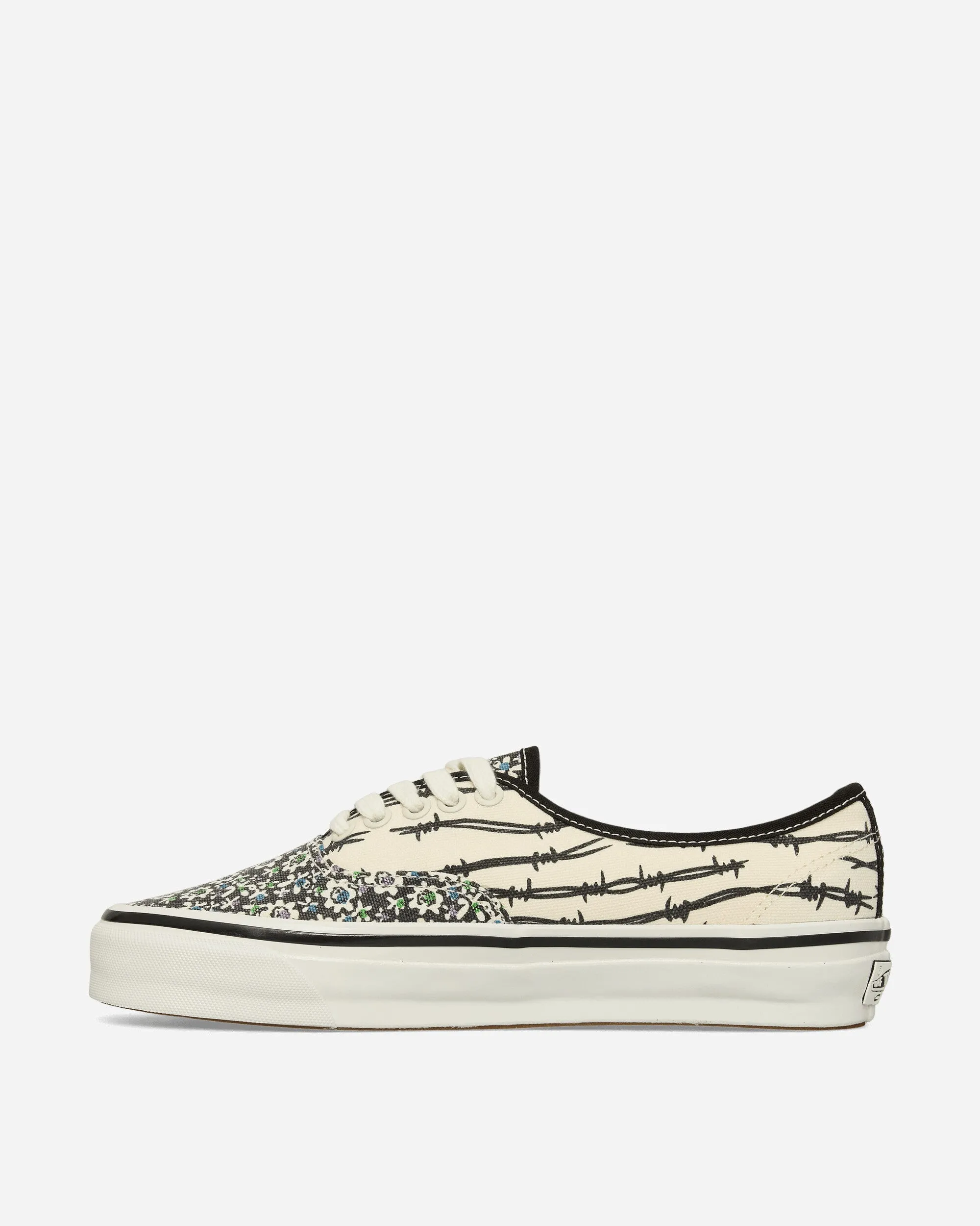 Premium Authentic 44 Sneakers Micro Daisy Bar Dynamic Movement