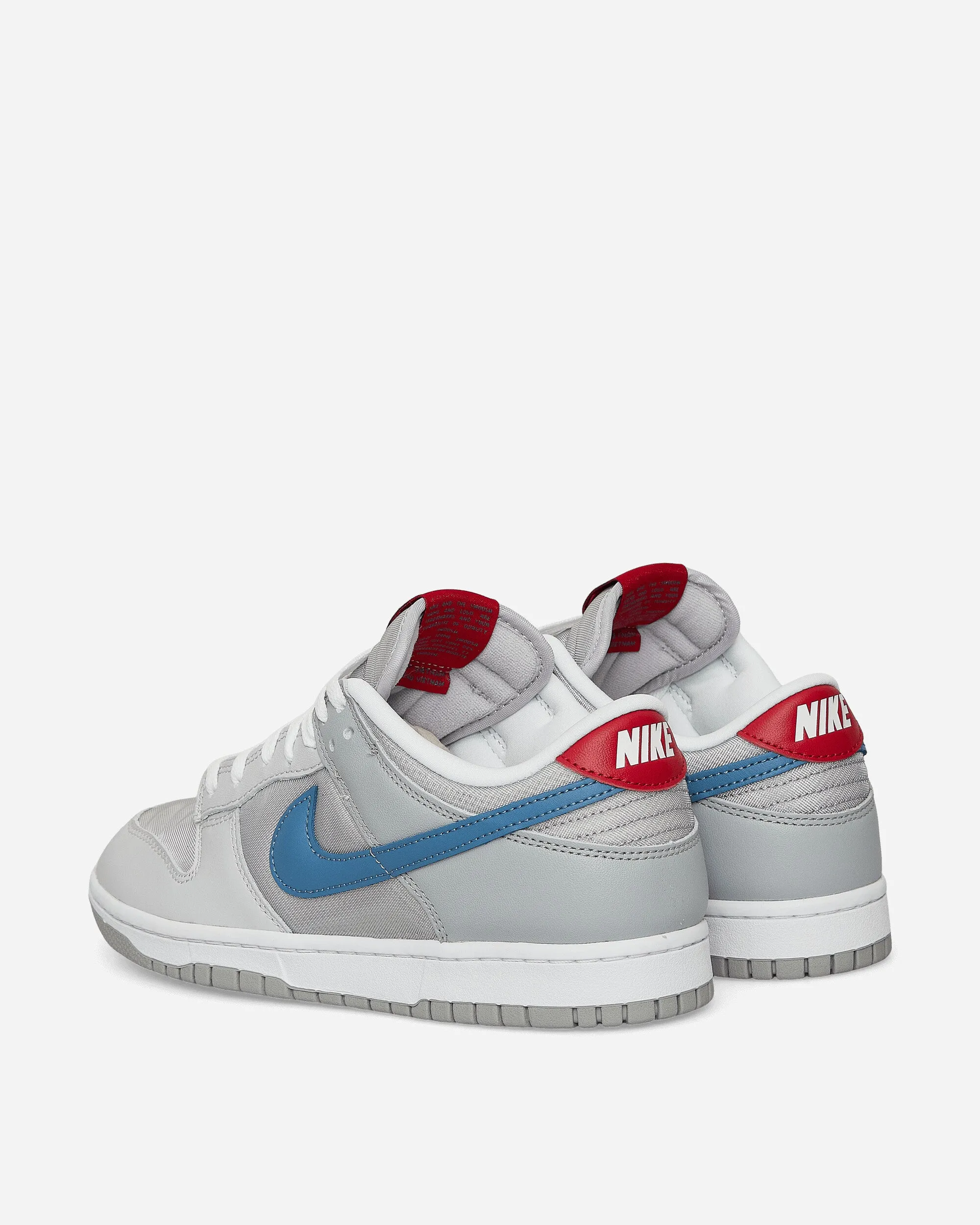 Dunk Low Sneakers Silver Blue Plush traction
