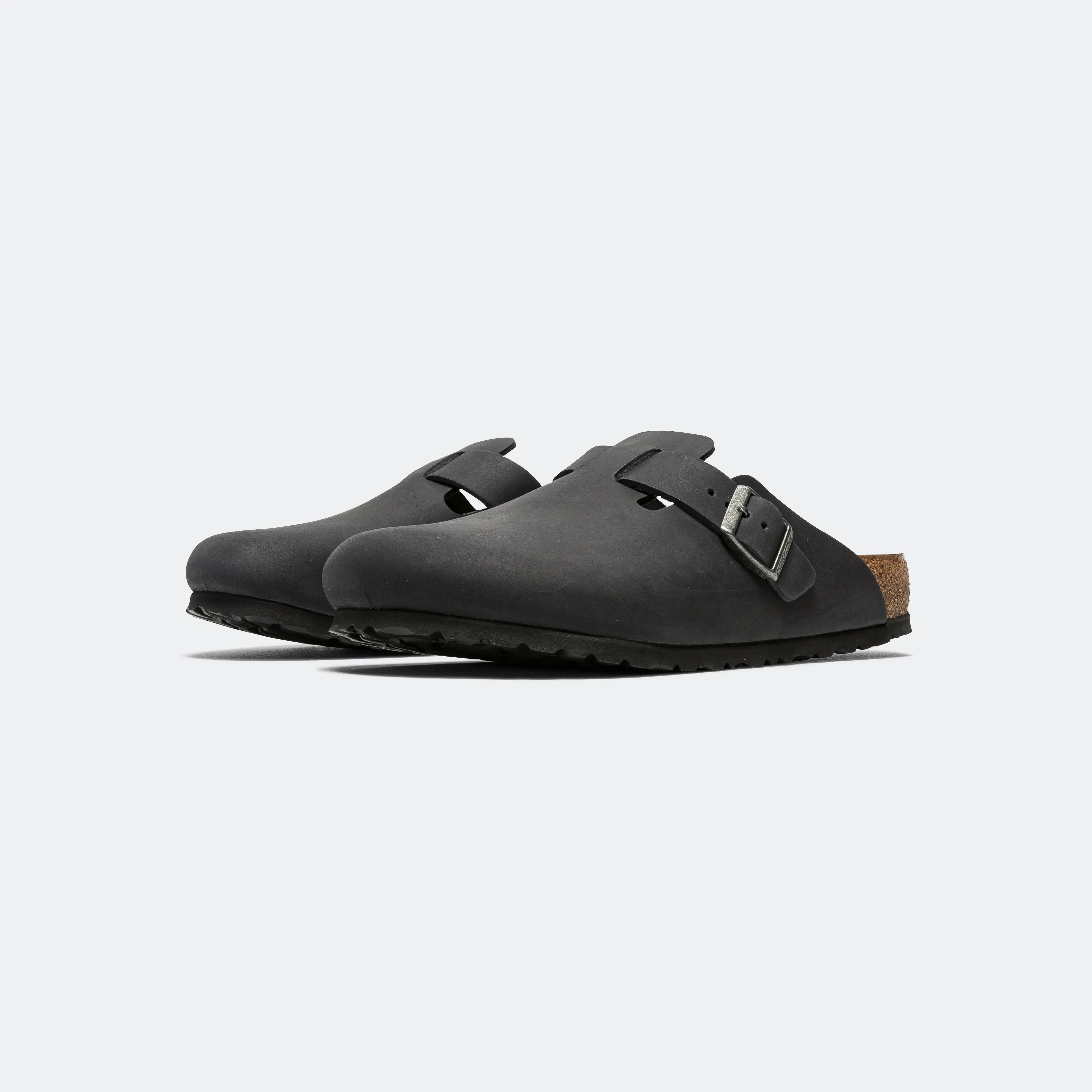Light Touch Boston - Black Oiled Leather
