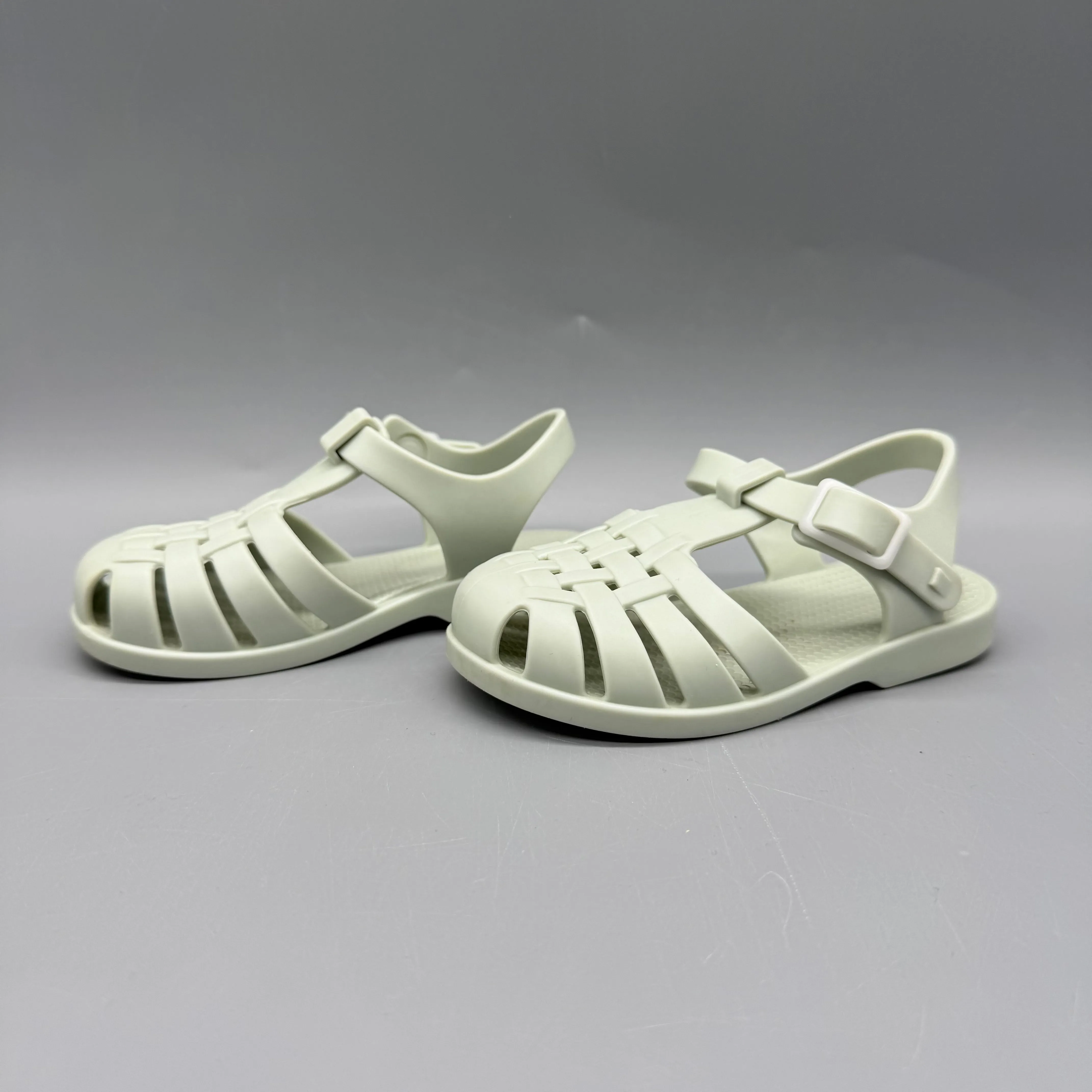Urban Comfort Endurance Tiny Cottons / Sandals / US5.5