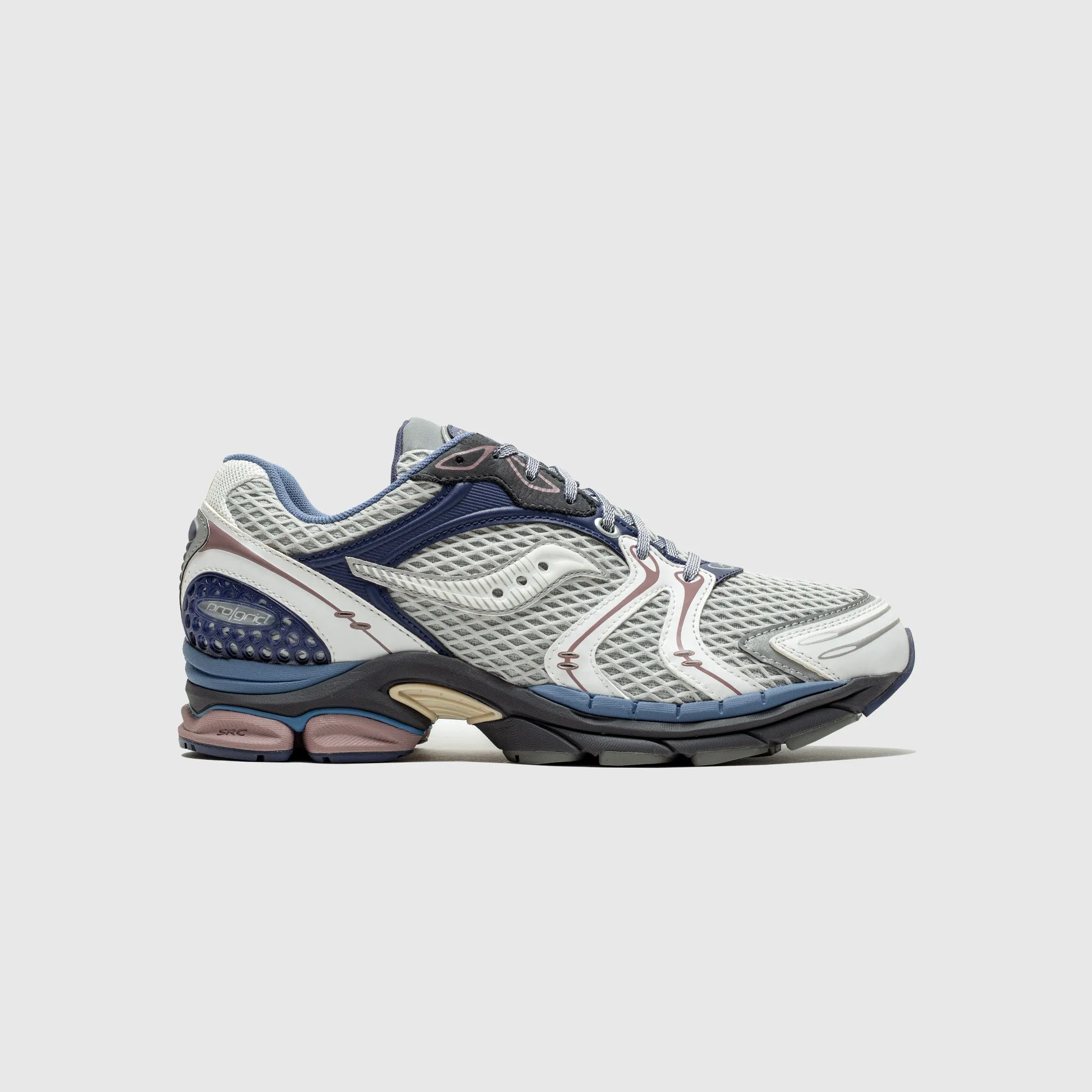 PROGRID TRIUMPH 4 Flat Sole