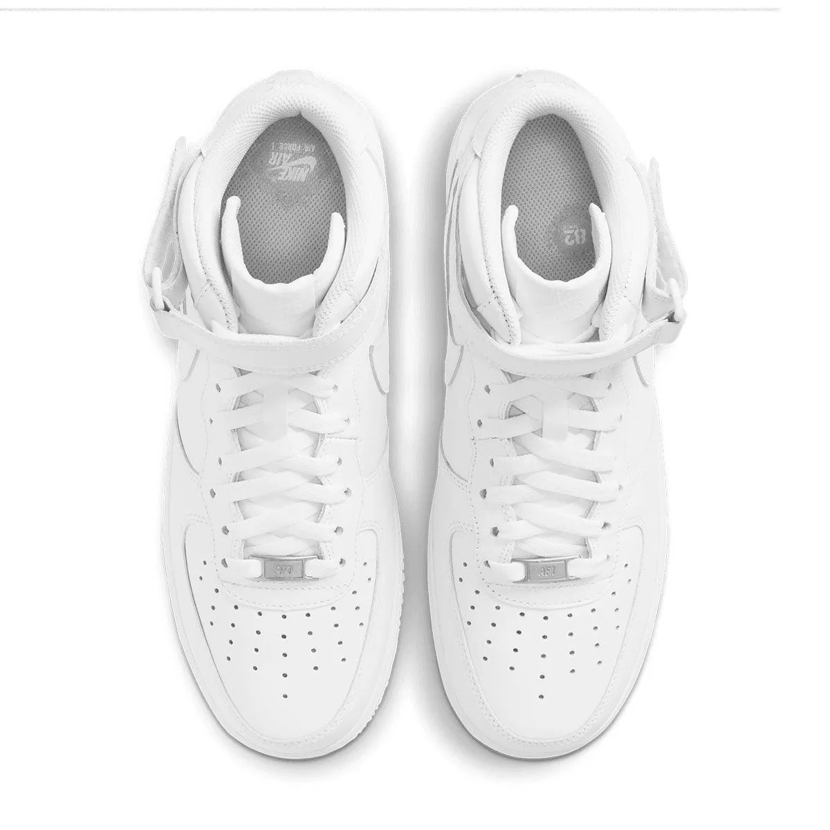 Air Force 1 Mid '07 'Triple White' rewarding