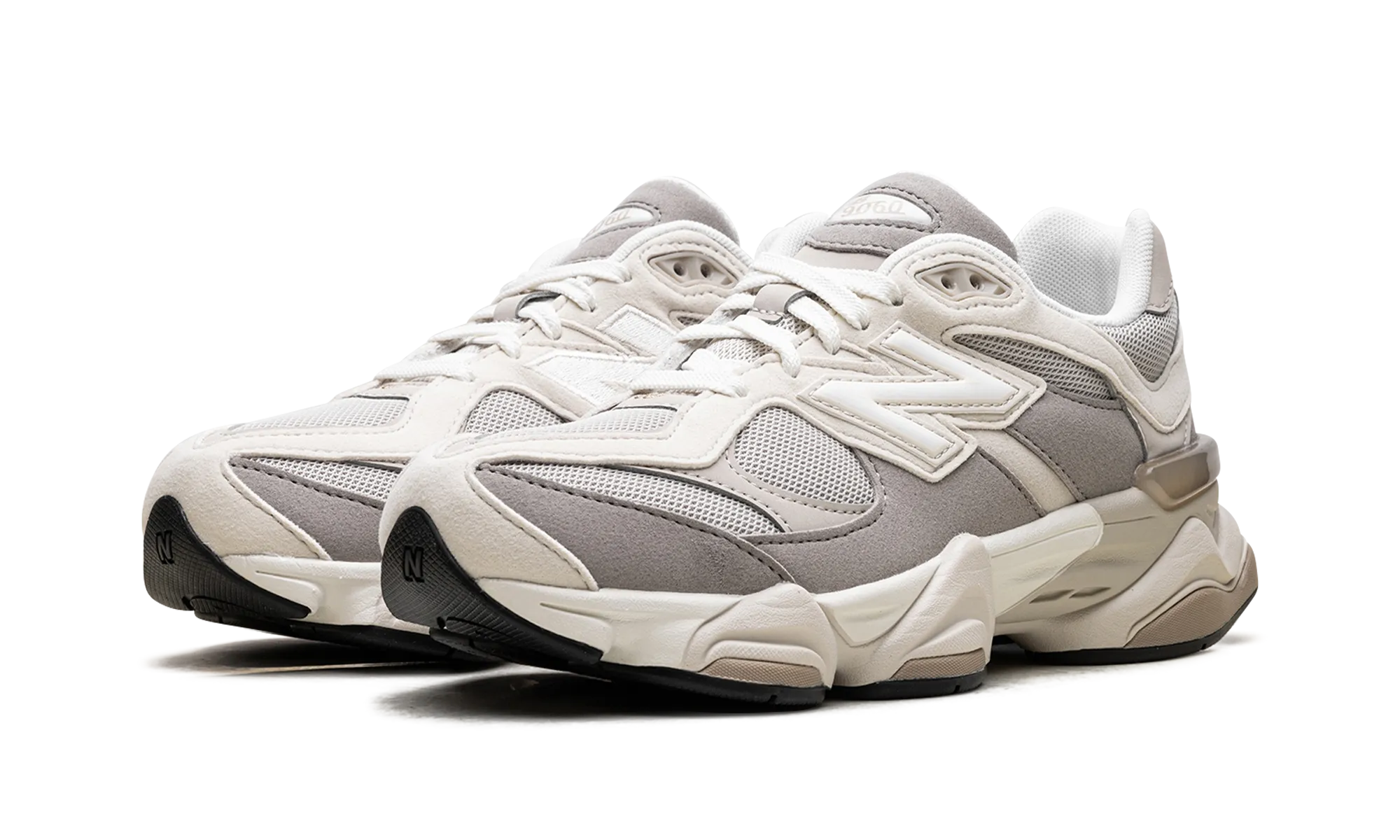 9060 GS "Linen Timberwolf" motion control running shoes