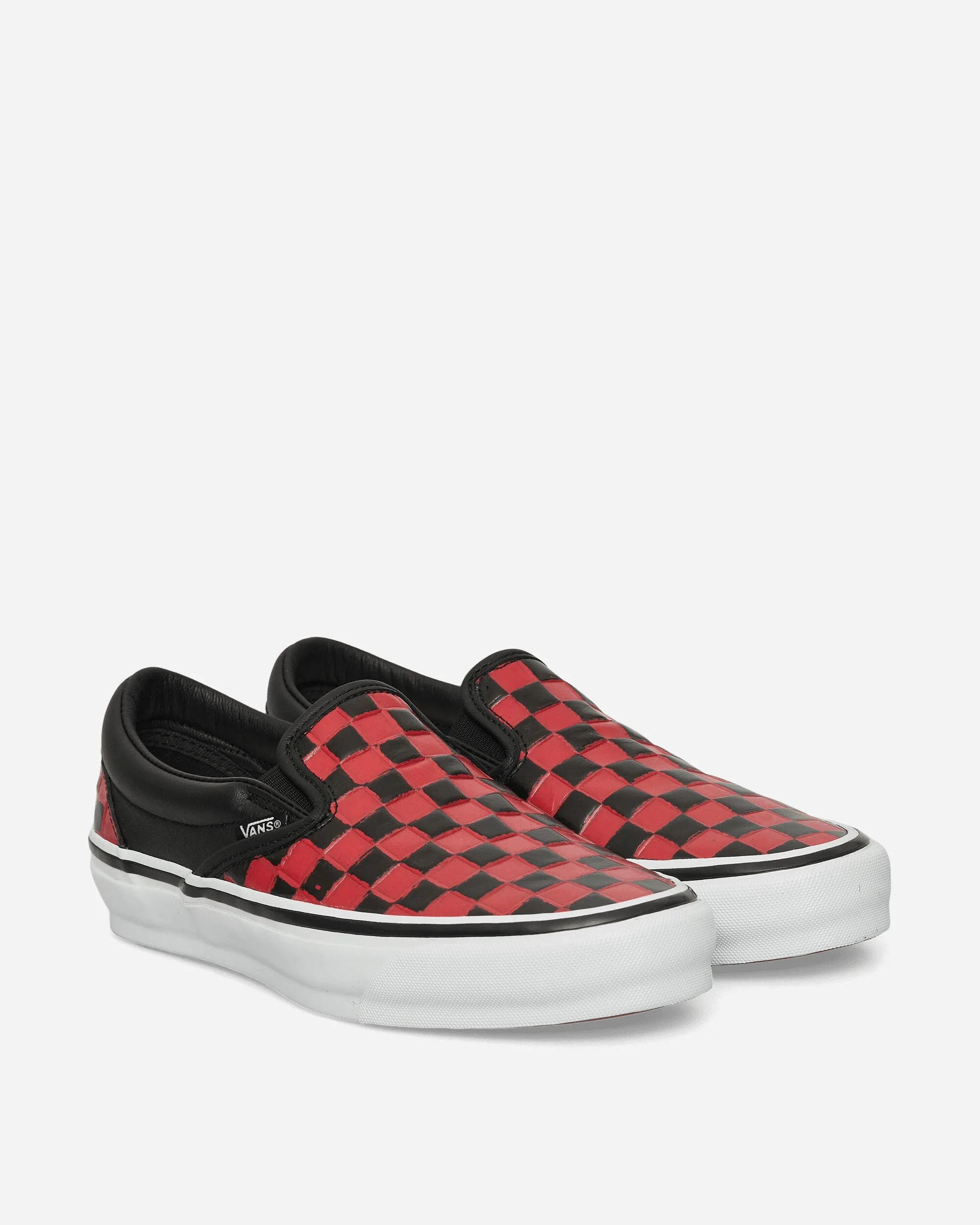 Classic Slip-On 98 Leather Check Vibram Sneakers Black / Racing Red All-Day Ease