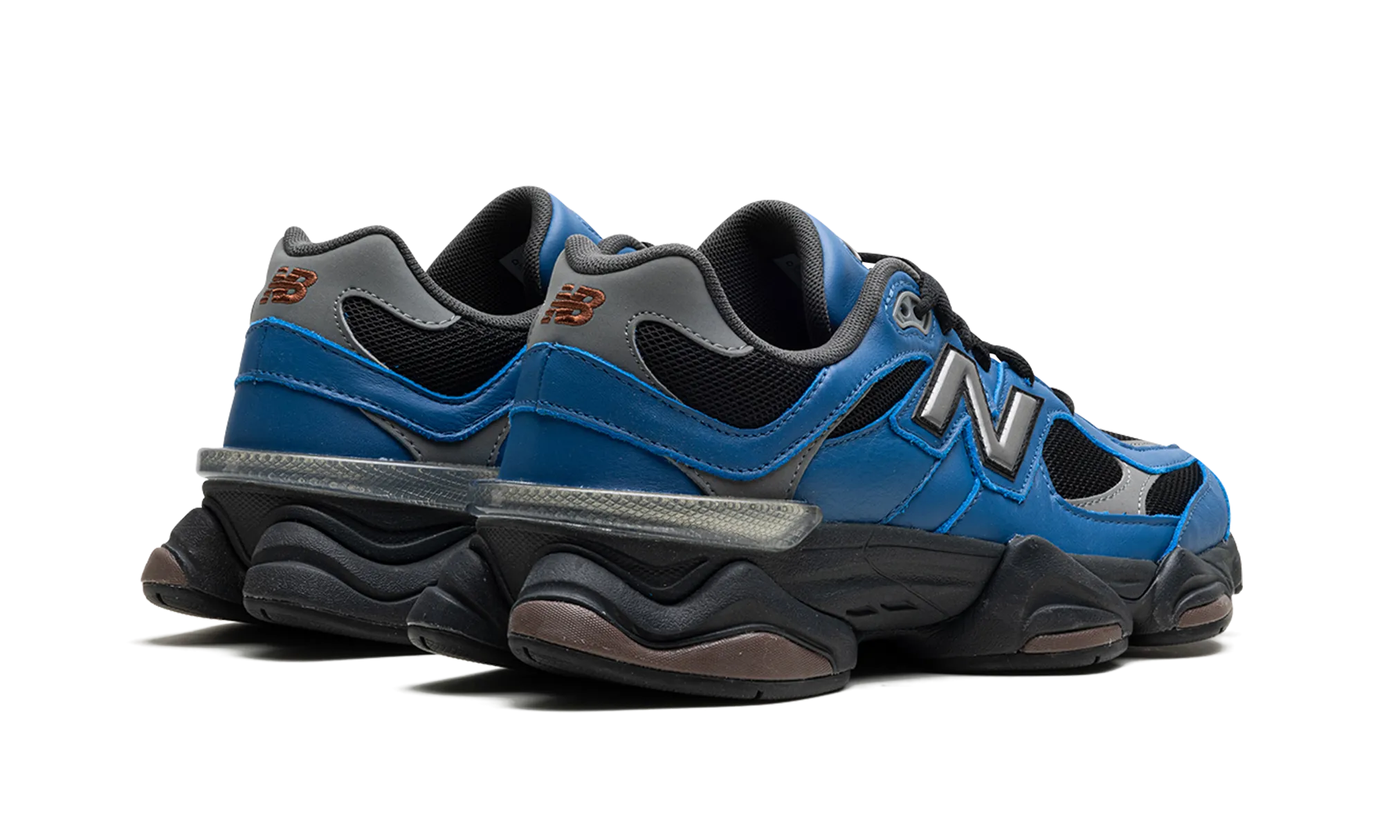 9060 "BLUE AGATE" running in a jungle area shoes Lace   Up Style