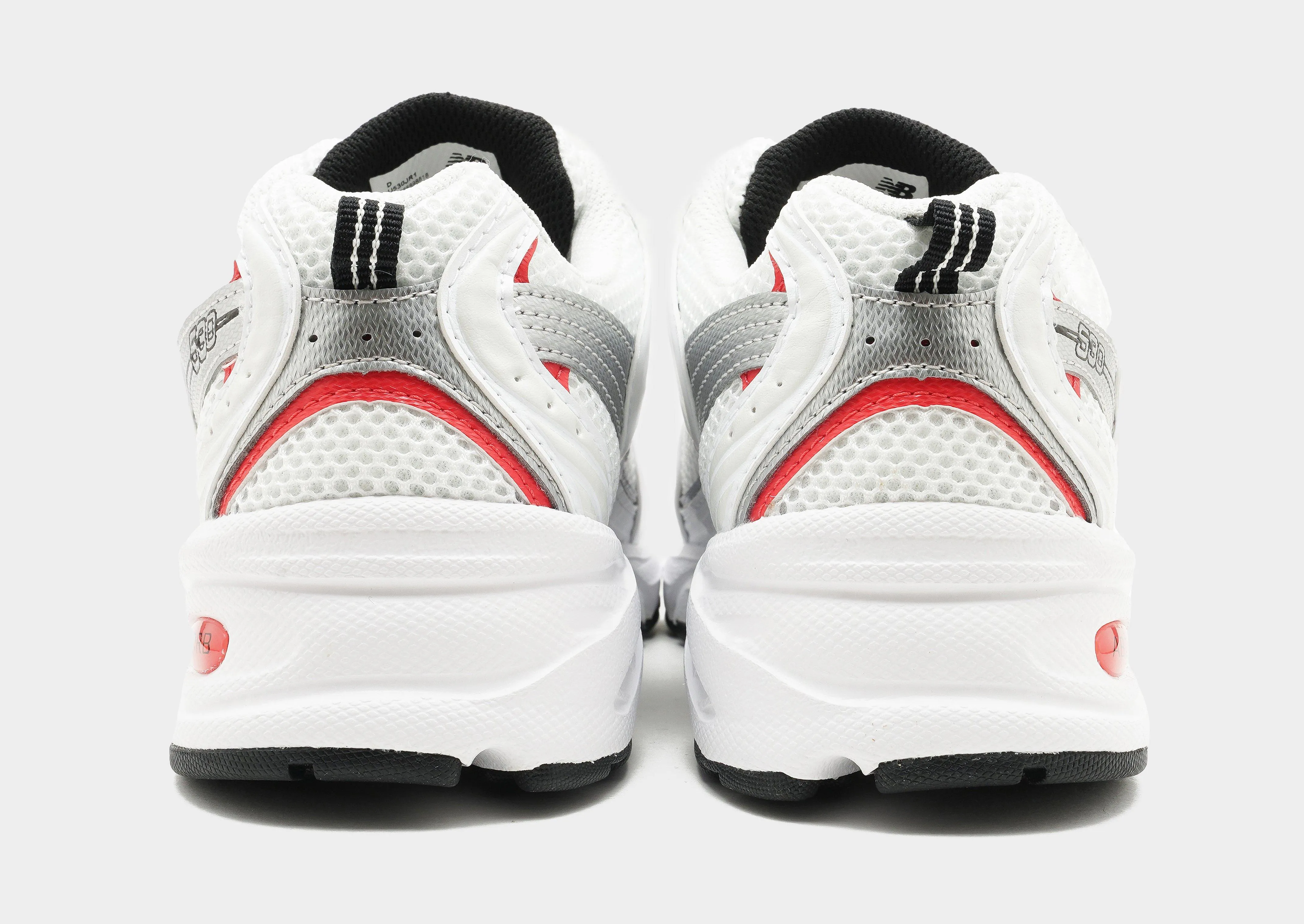 530 walking running shoes