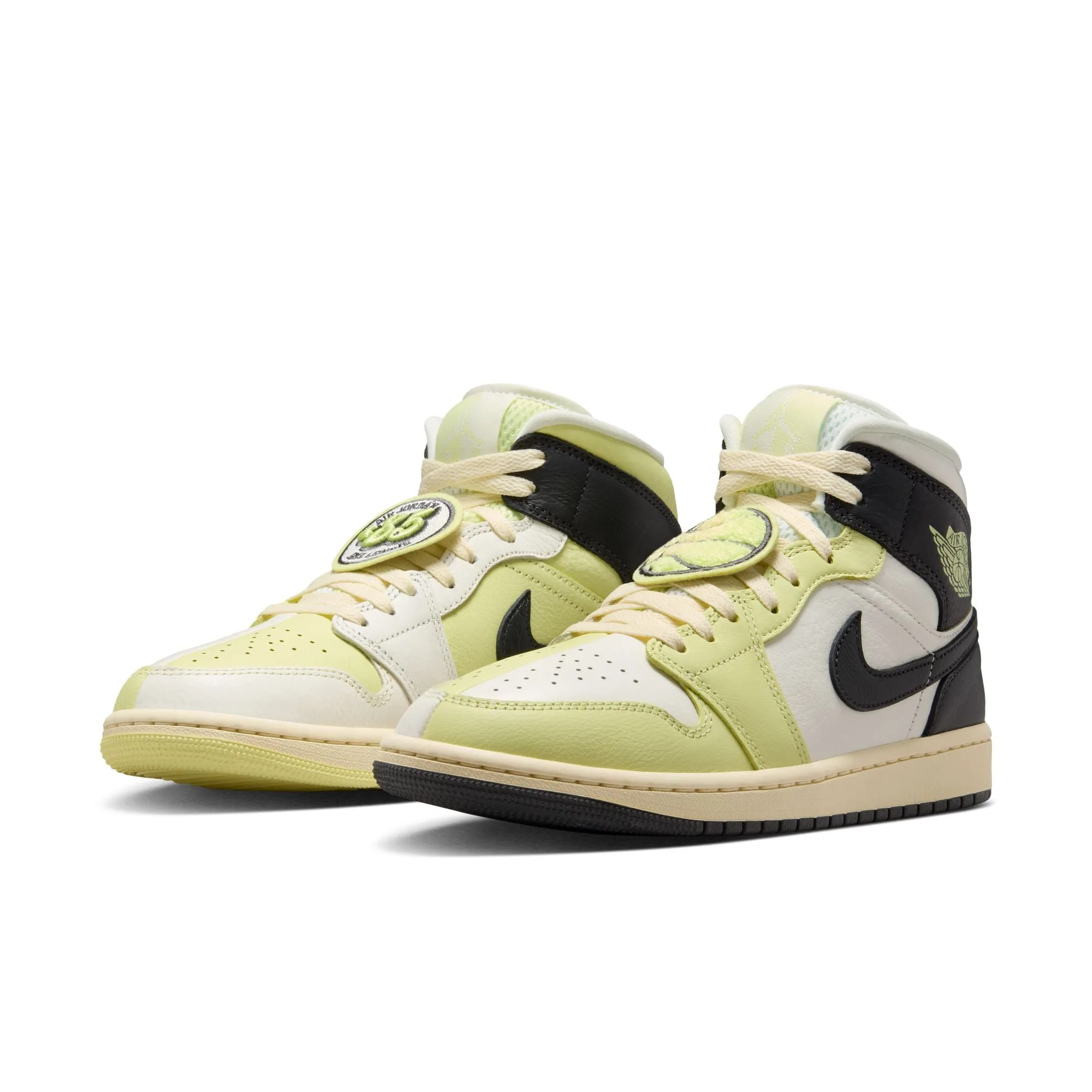 Strong Step Cushioned heel W Air Jordan 1 Mid SE HQ3008-130
