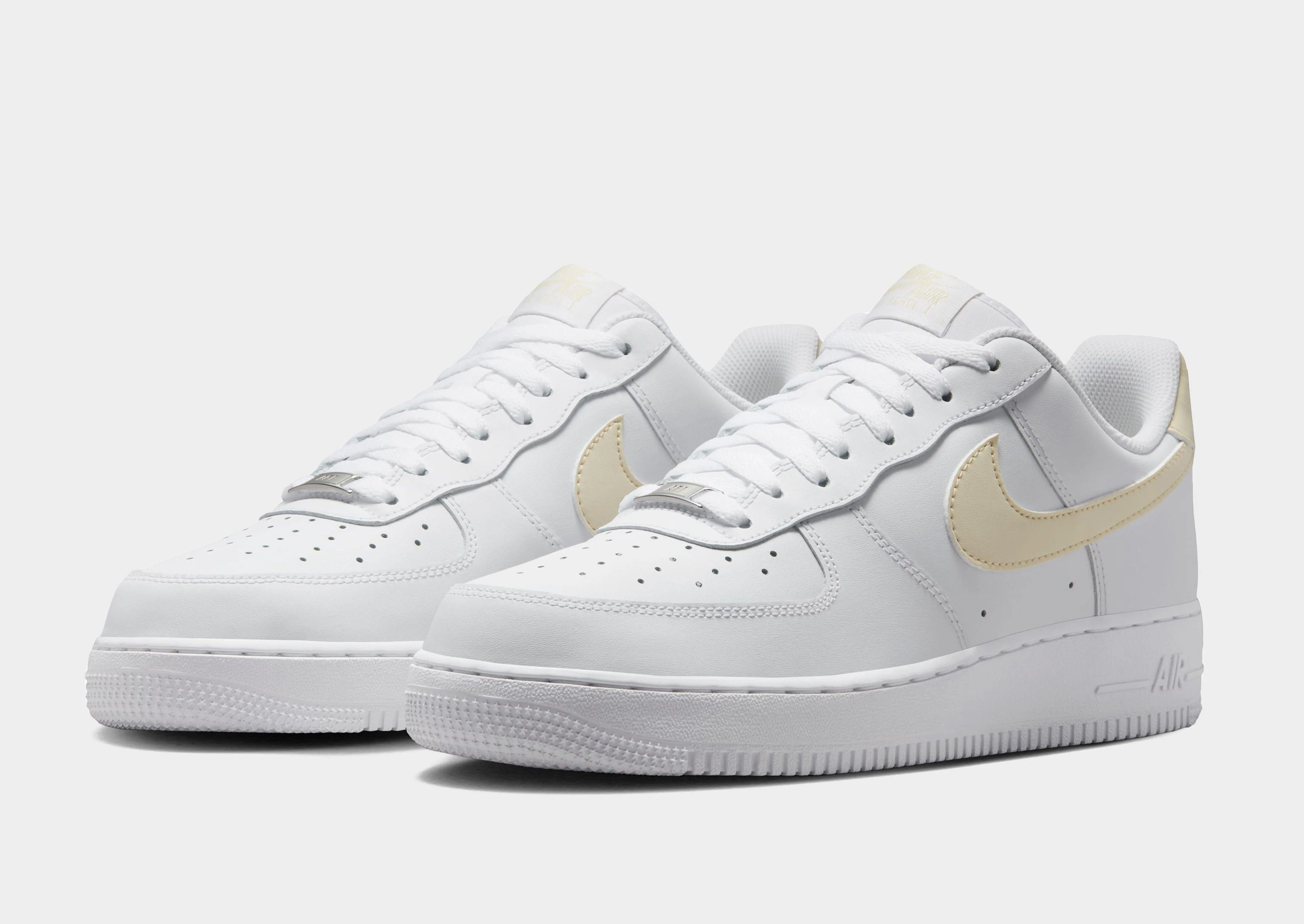 Air Force 1 '07 Reinforced Eyelets Star Look