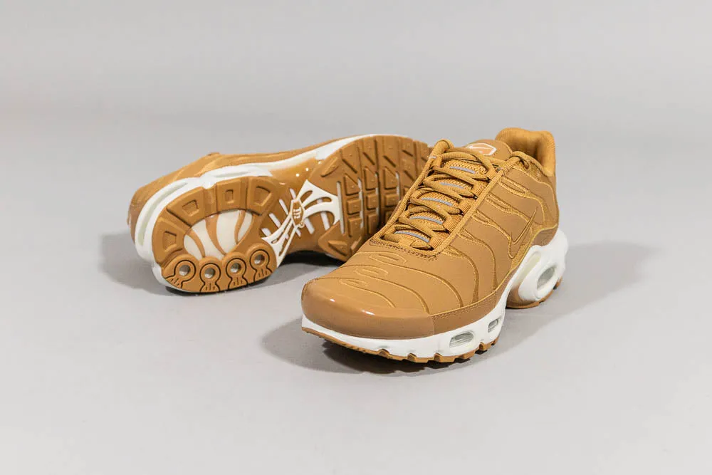 Nike Air Max Plus 'Flax Sail' Single color preference weekend - run