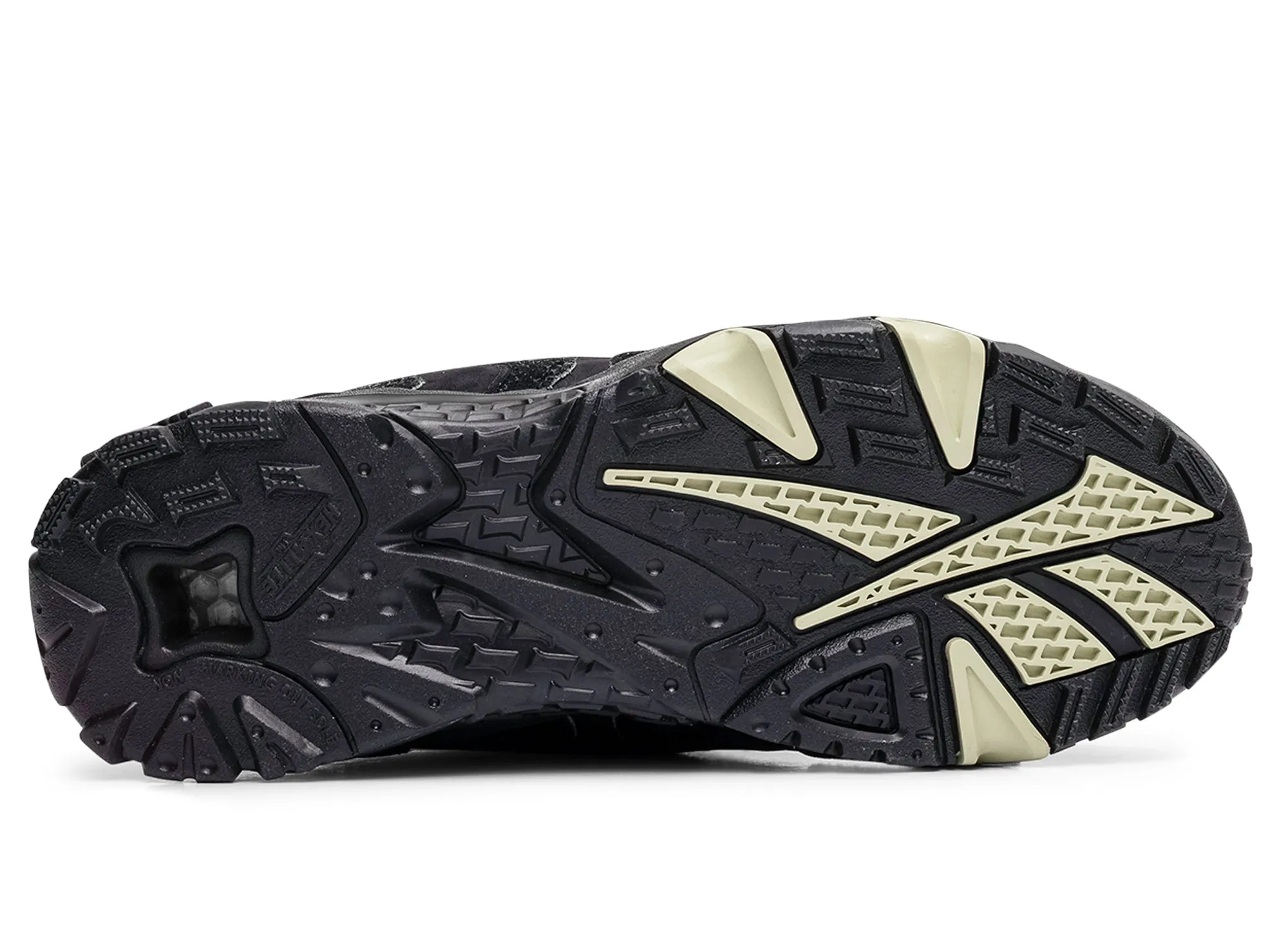 Seamless Fit Gym Workout Pair Quick Reebok x Chukwu Preseason 04 in Black