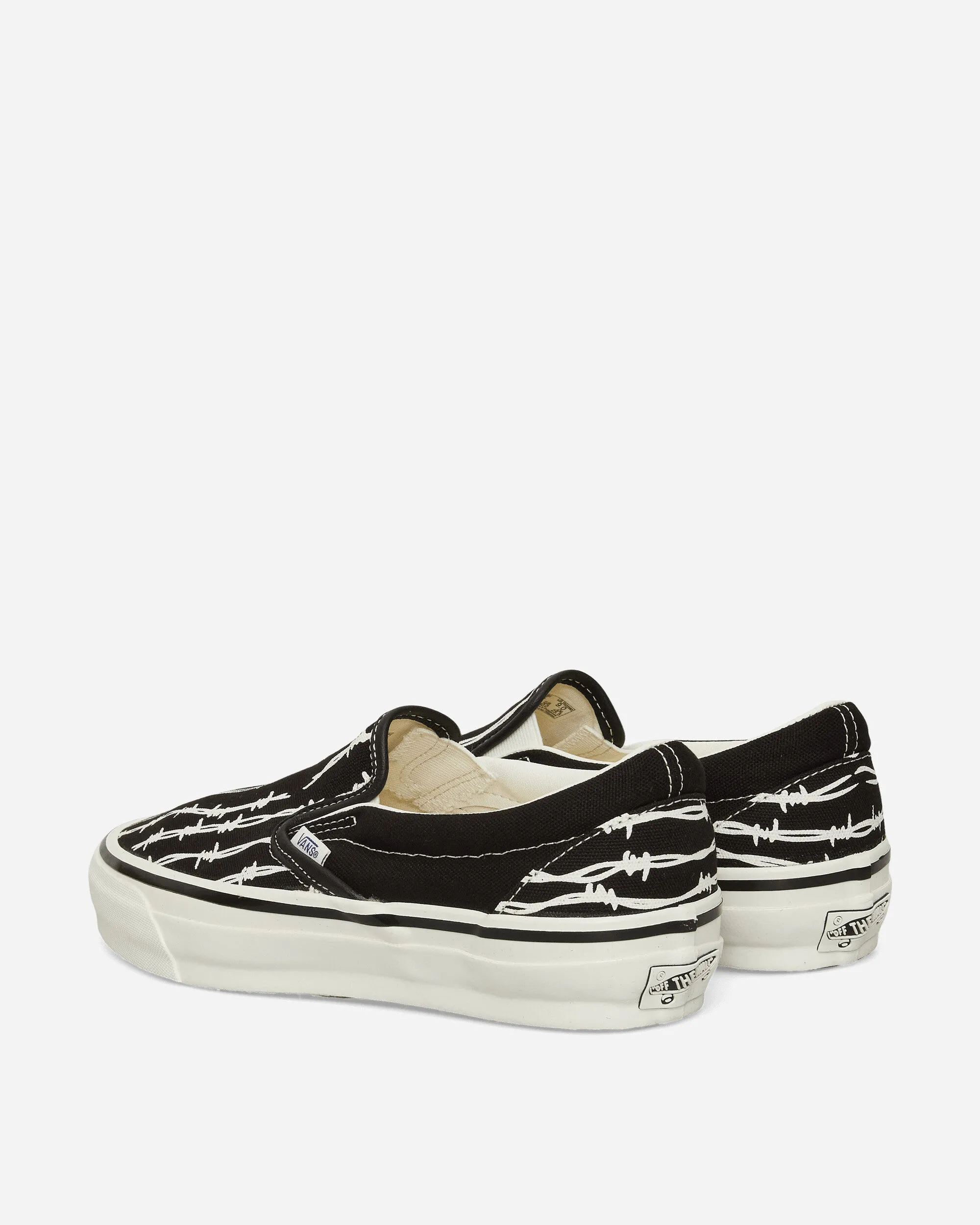 Carbon Fiber Inlay Low Touch Classic Slip-On Reissue 98 Sneakers Black / Barbed Wire