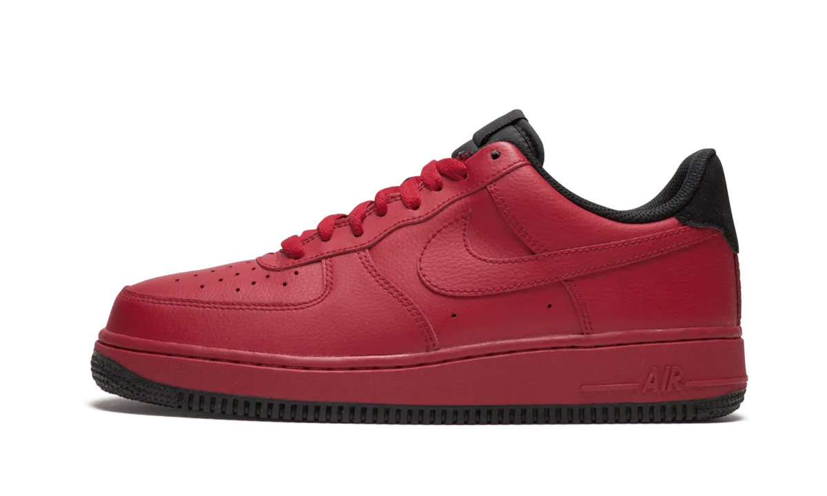 Air Force 1 '07 "Gym Red / Black" Puncture Resistant Plate Asymmetric Lacing System