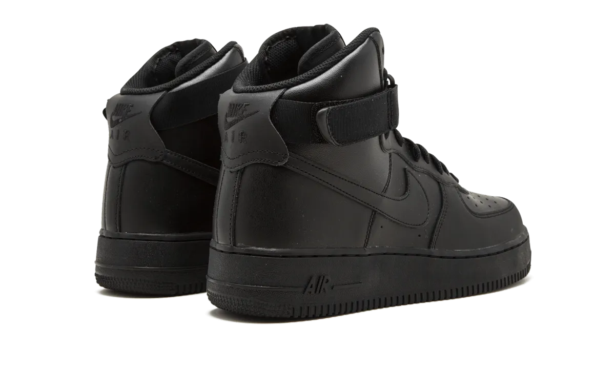 All-day lining Air Force 1 High '07 "Triple Black"