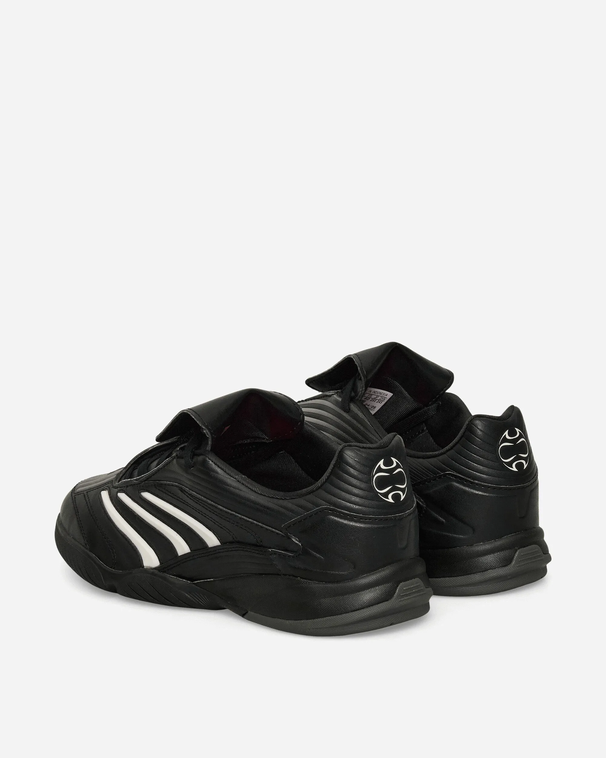 Breathable lining fabric Predator Sala Sneakers Core Black / Zero Metallic / Lucid Red